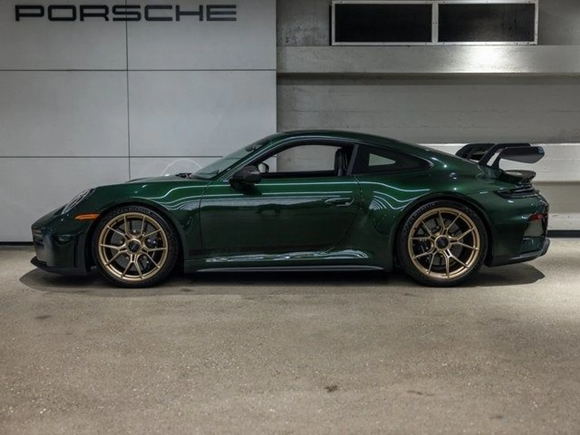 mph001_3535796717_2_08d9e681c8