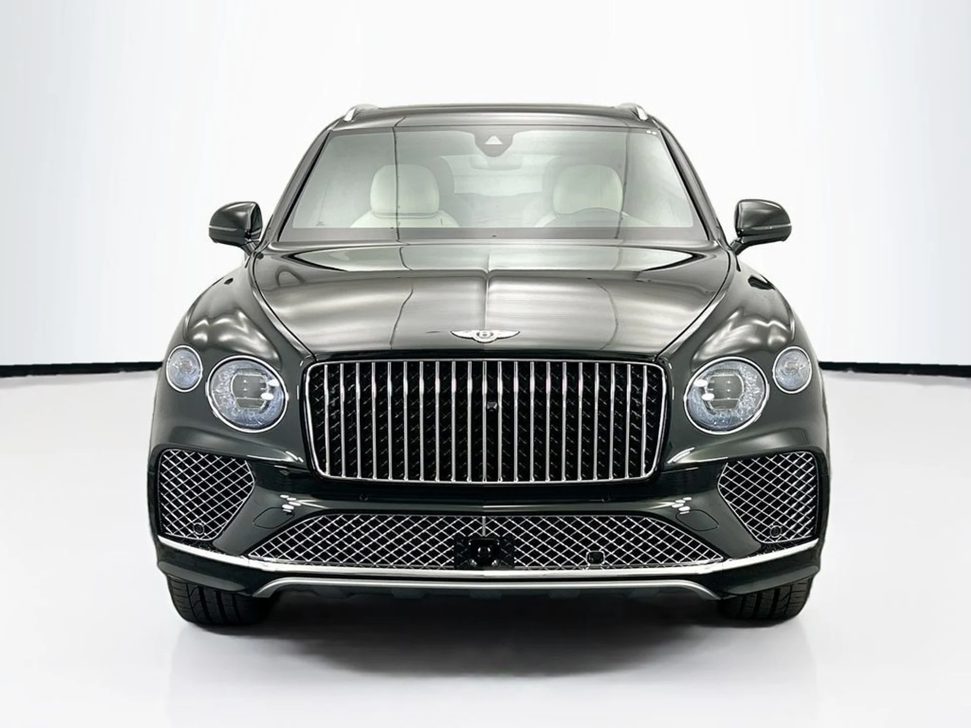 mph001_3538236982_used_2025_bentley_bentayga_ewb_v8awd_8119_22989350_2_1024_dcdf83f46d