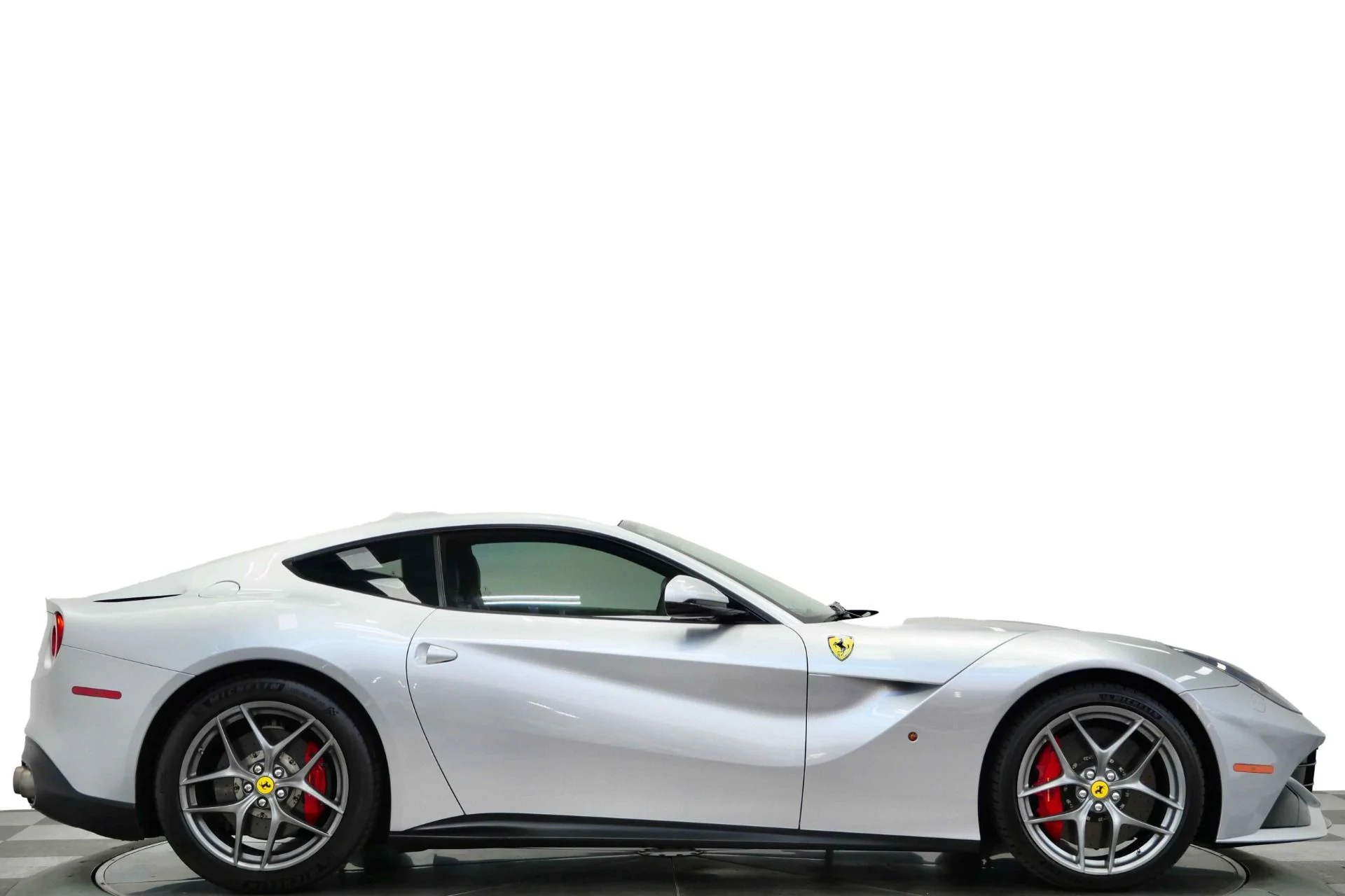 mph001_3548021522_Used_2015_Ferrari_F12berlinetta_Extensive_Interior_Carbon_Fiber_Diamond_Stitching_1790872038_2f7f9fcb0c