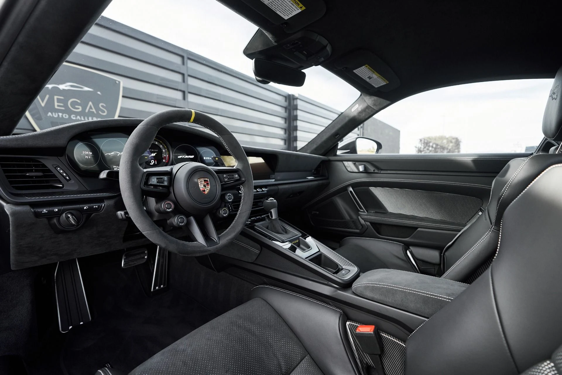 mph001_3555568087_Used_2025_Porsche_911_GT_3_RS_1762914426_b6a163e83c