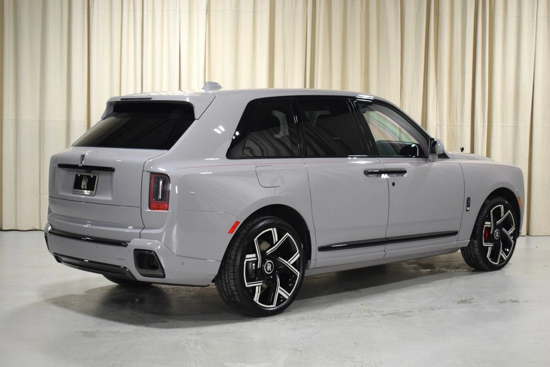 mph001_3571962511_363b5cc1b75103d7da83103fbdcad5c6x_e8def5aaff