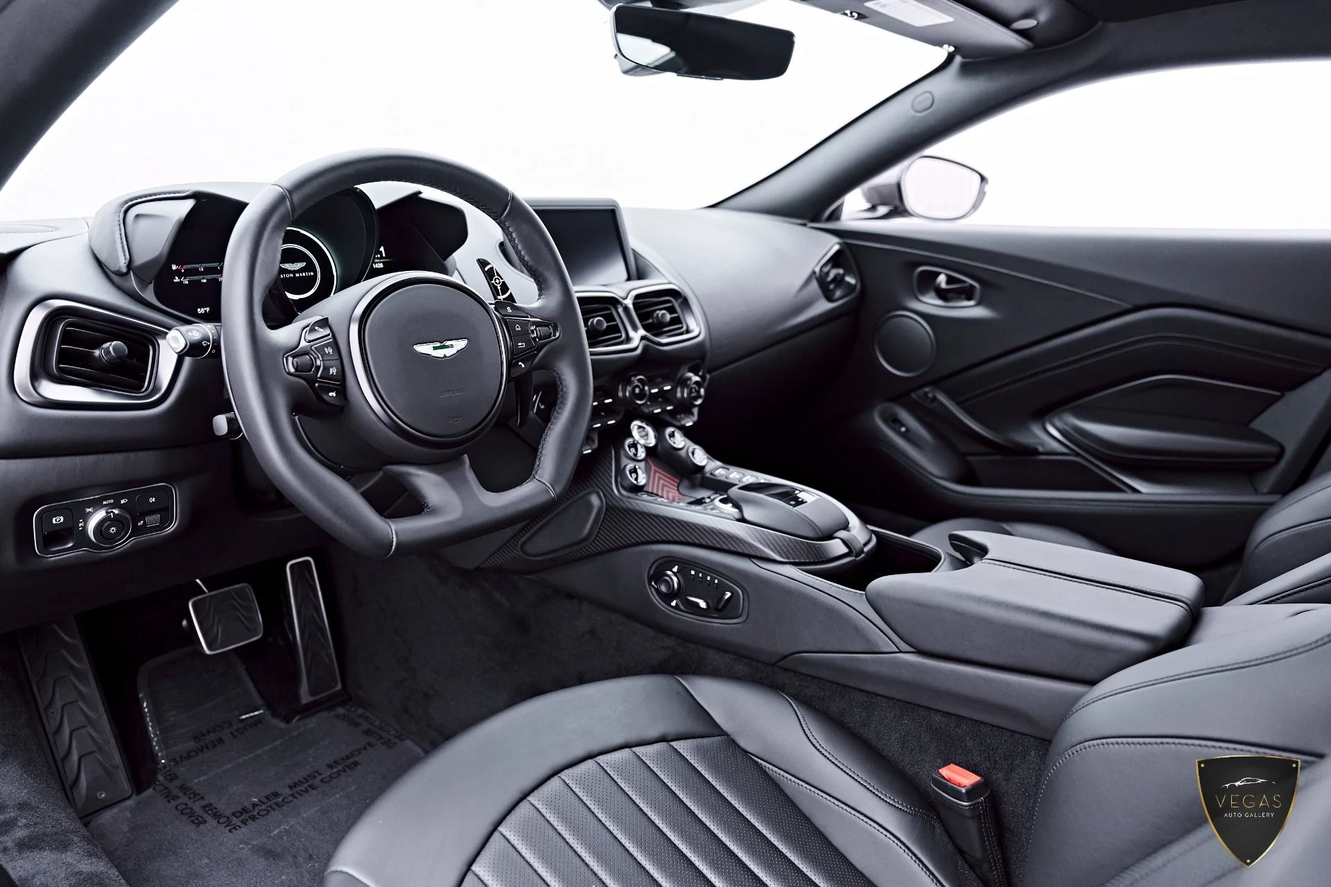 mph001_3577996349_Used_2021_Aston_Martin_Vantage_Base_1785177183_02cb557076