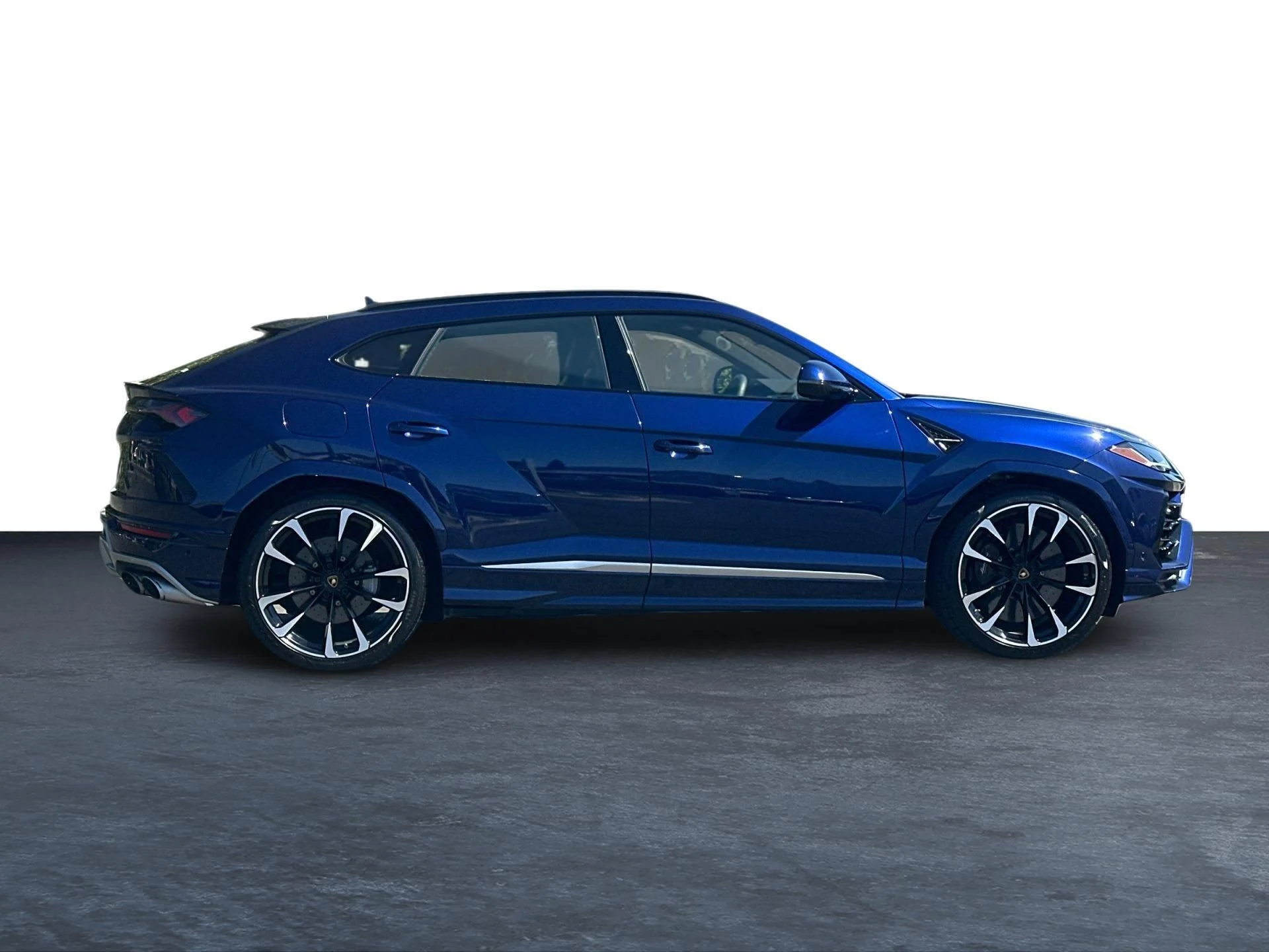mph001_3580954921_Used_2020_Lamborghini_Urus_1790909282_fd95d1bd91