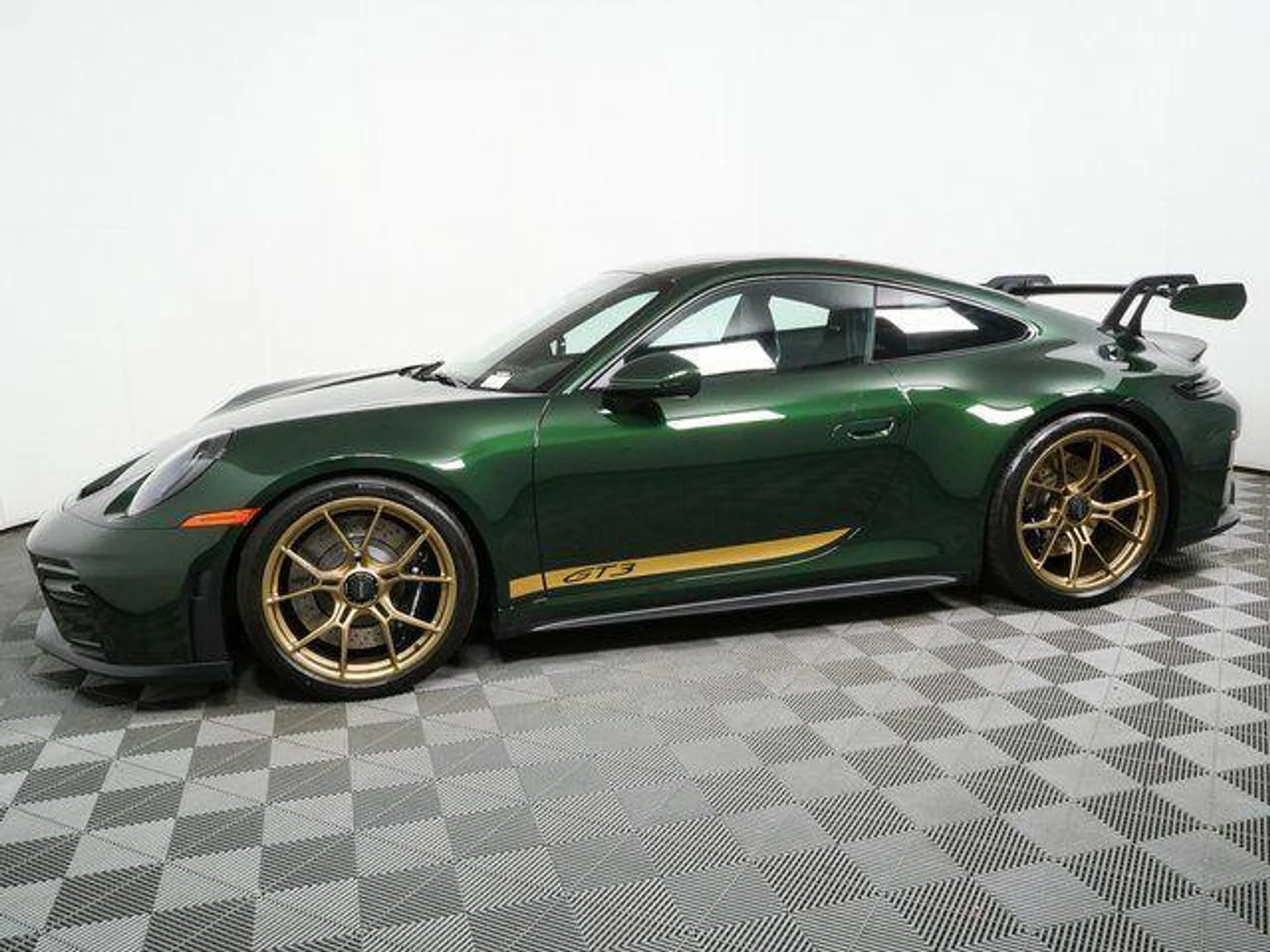 mph001_3593872467_Cv9_B42y_Xa_I_Xo_H_Qhq_Jpj_SWNQ_k_F4_b50ebdff00