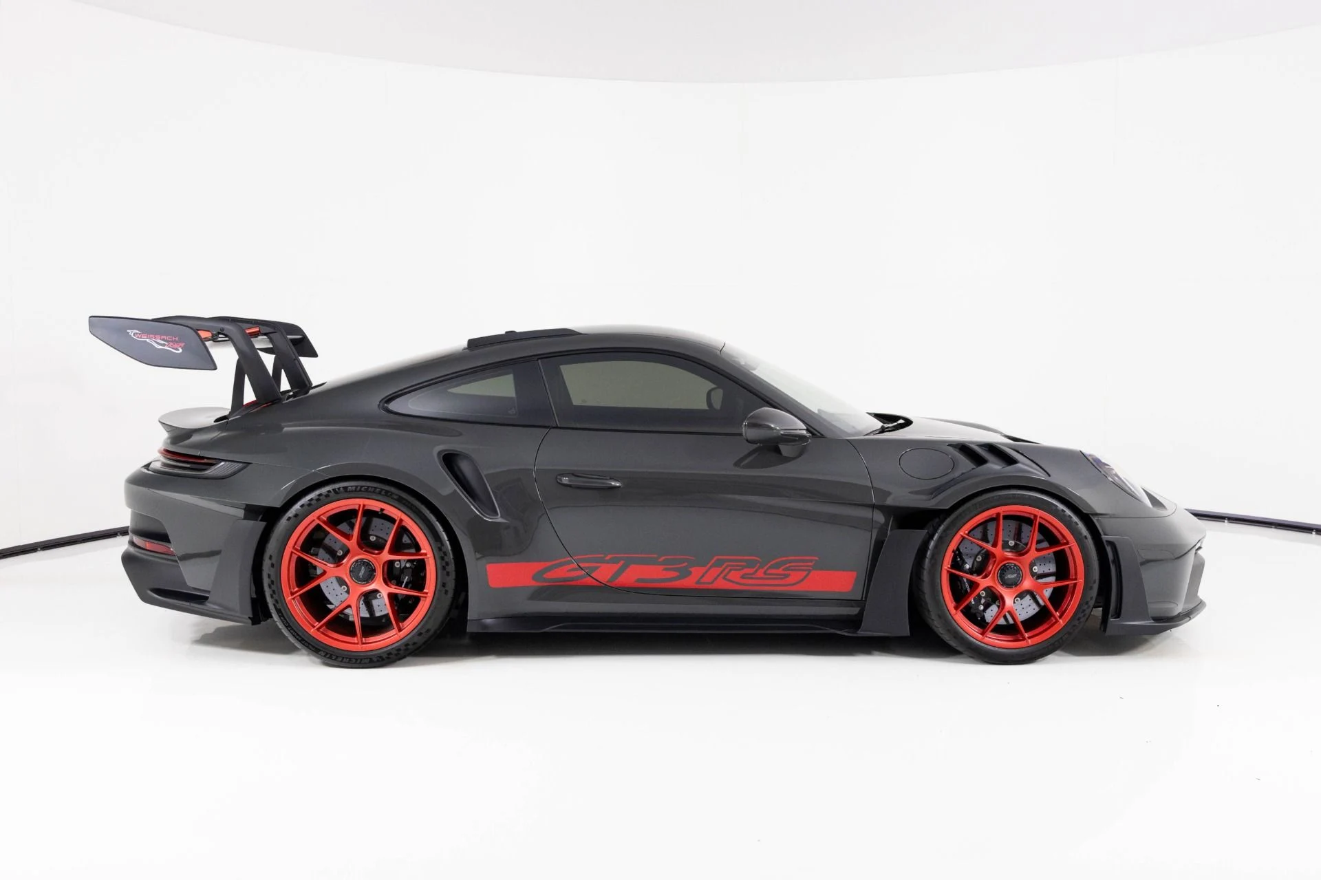 mph001_3601280615_Used_2025_Porsche_911_GT_3_RS_1760657204_6c7bcbe29b