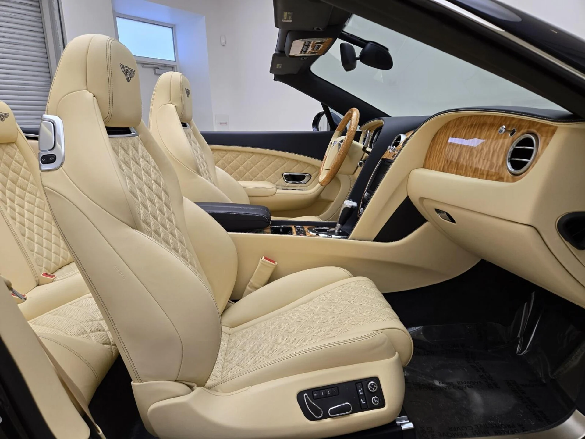 mph001_3604961675_Used_2016_Bentley_Continental_GT_V8_1771052425_8fce08c013