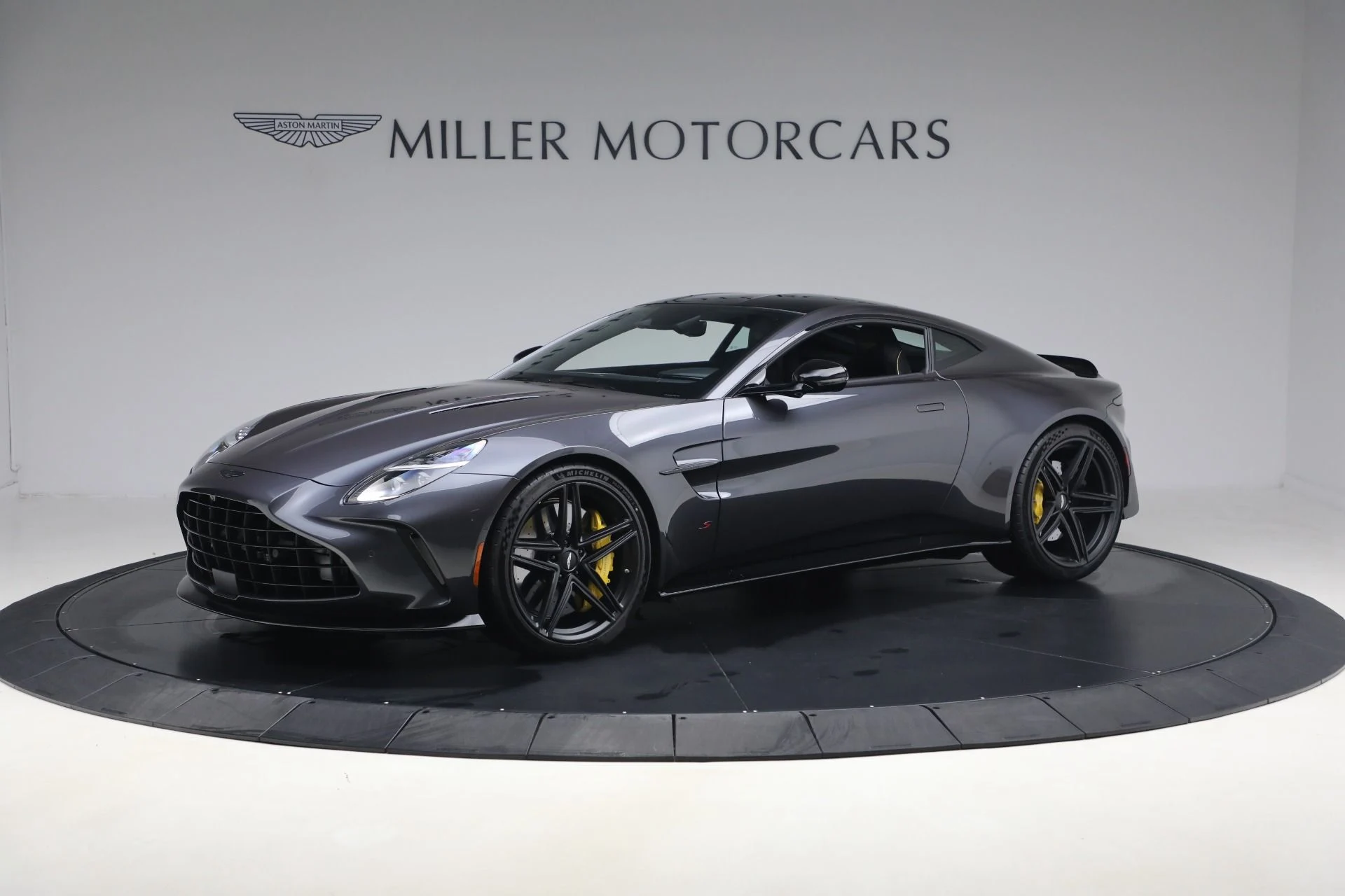 mph001_361932619_New_2026_Aston_Martin_Vantage_S_1766181560_9203ac2e55