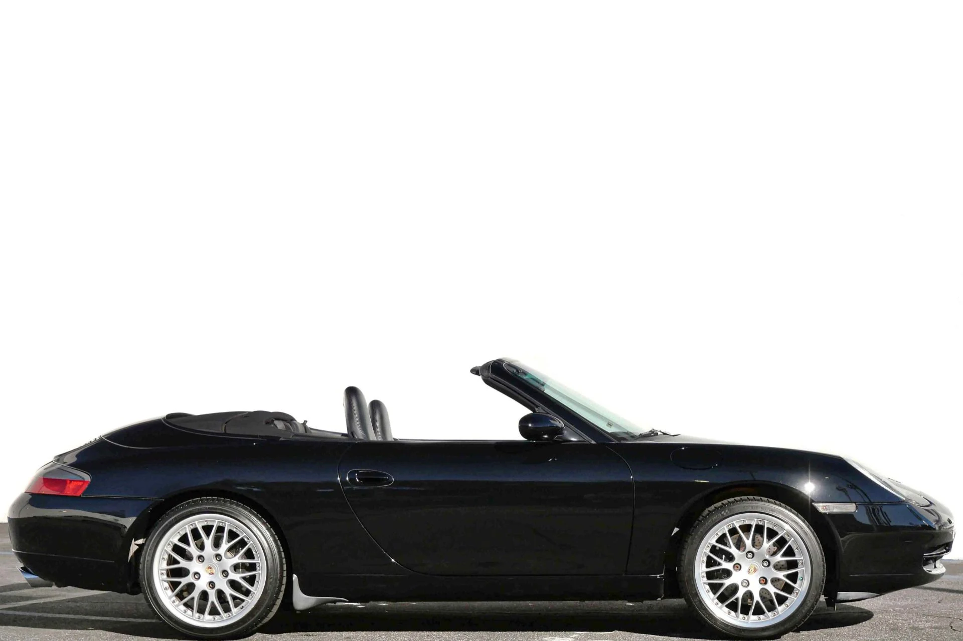 mph001_362255344_Used_2000_Porsche_911_Carrera_Cabriolet_6_Speed_Manual_Sport_Classic_Wheels_Well_Optioned_1764950447_35ee7221ef