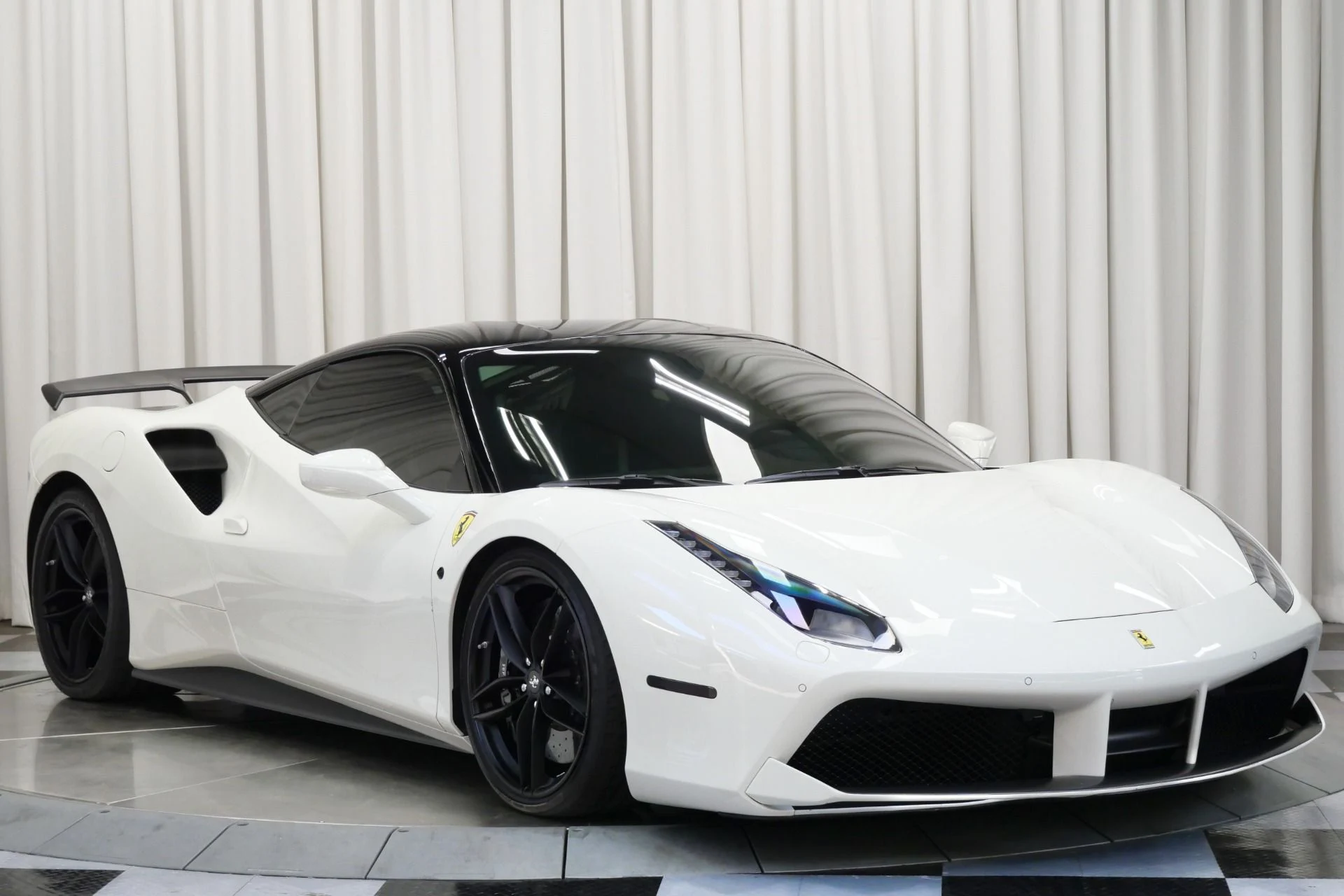 mph001_3625842800_Used_2018_Ferrari_488_GTB_1755107199_1b9935a537