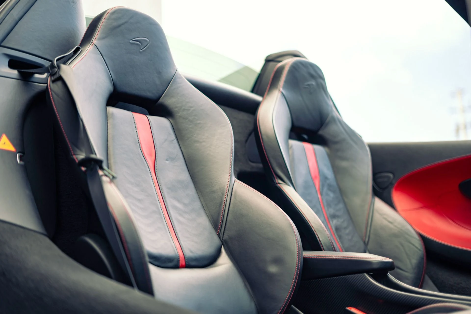 mph001_3629611494_Used_2019_Mc_Laren_570_S_Spider_1779318587_2ddfc14c9d