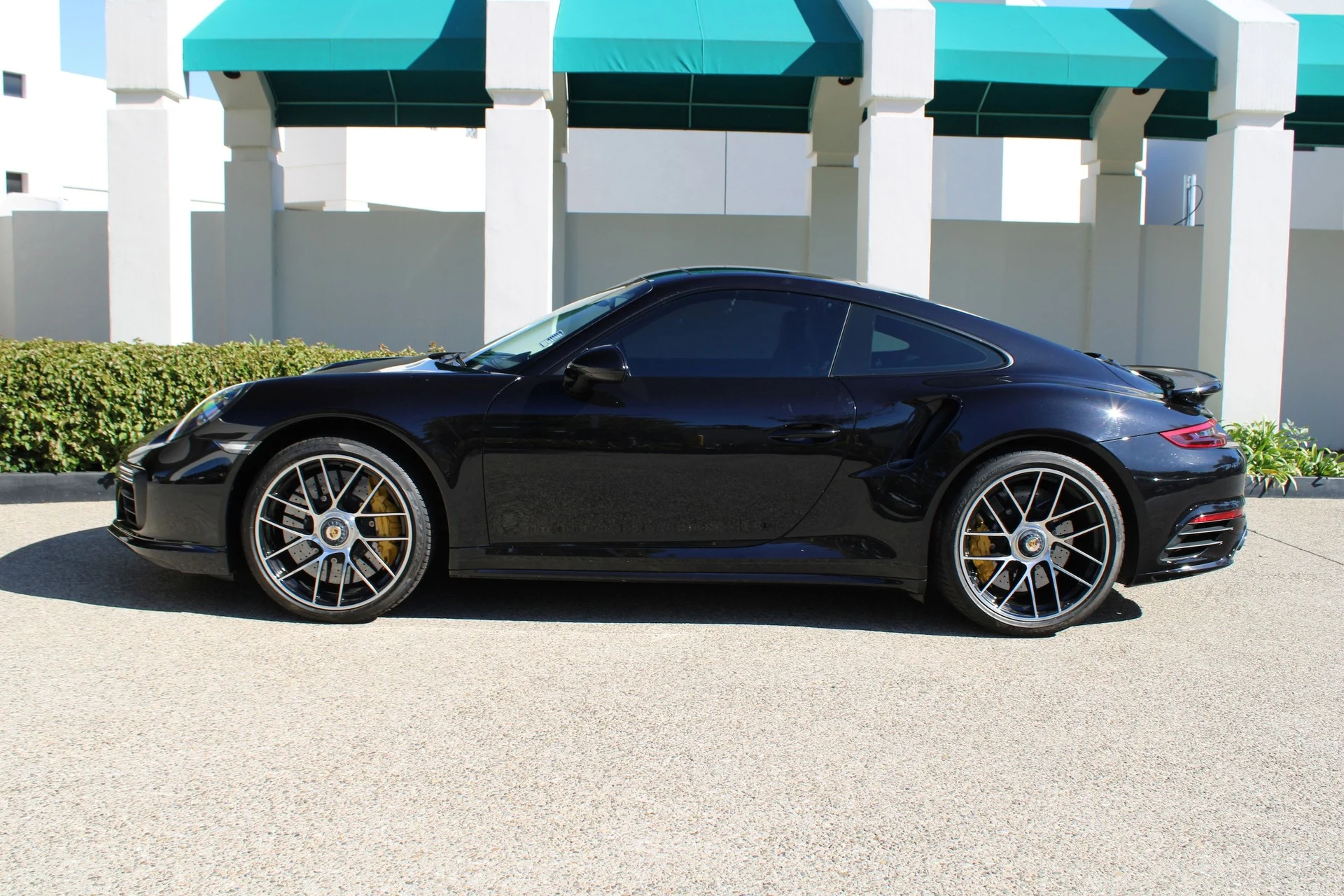 mph001_3631877624_382d1e8f48eed4a42818d791988c74b6x_cded0330d2