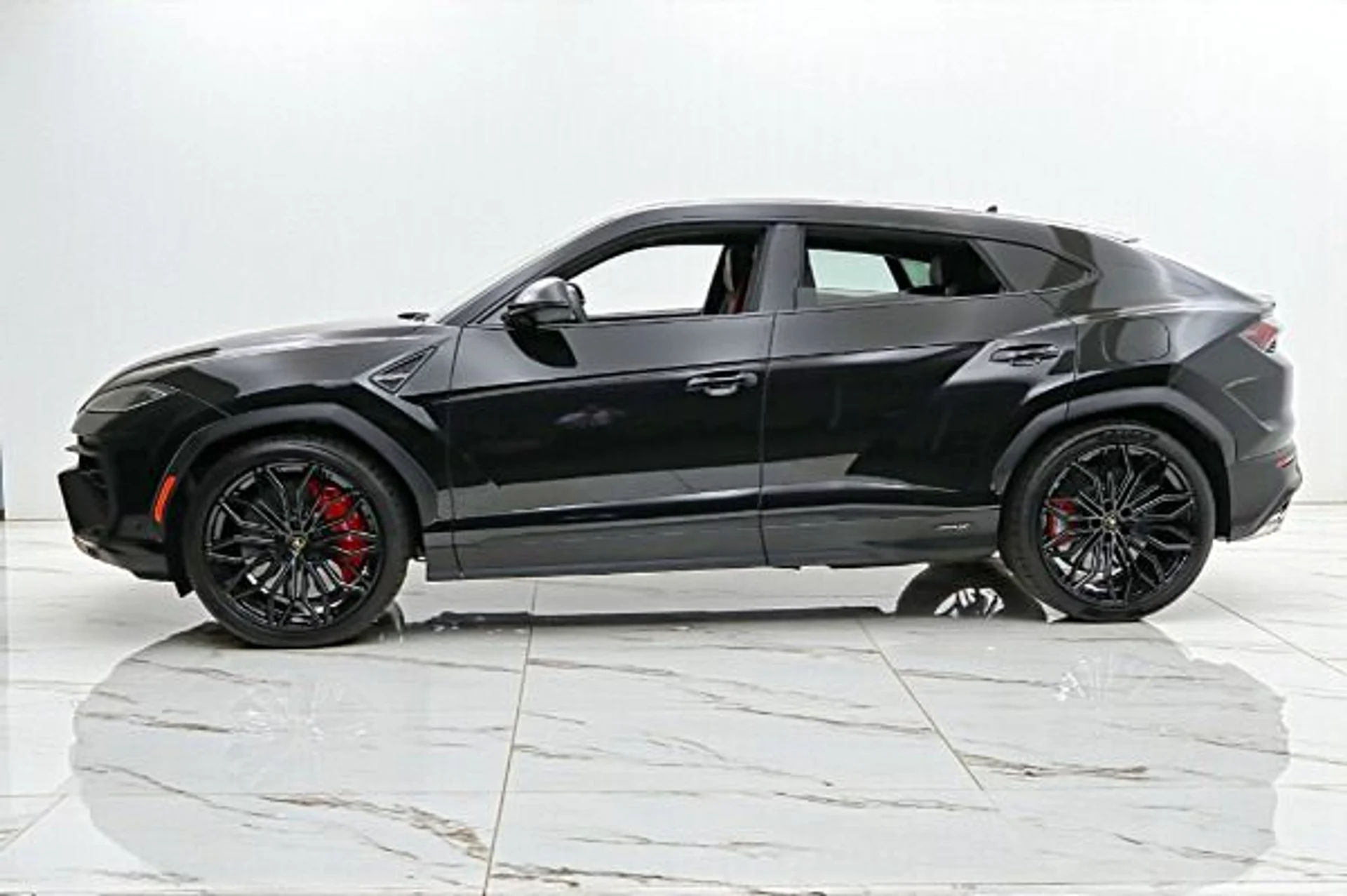 mph001_3645669227_New_2025_Lamborghini_Urus_SE_7fe688dbb3