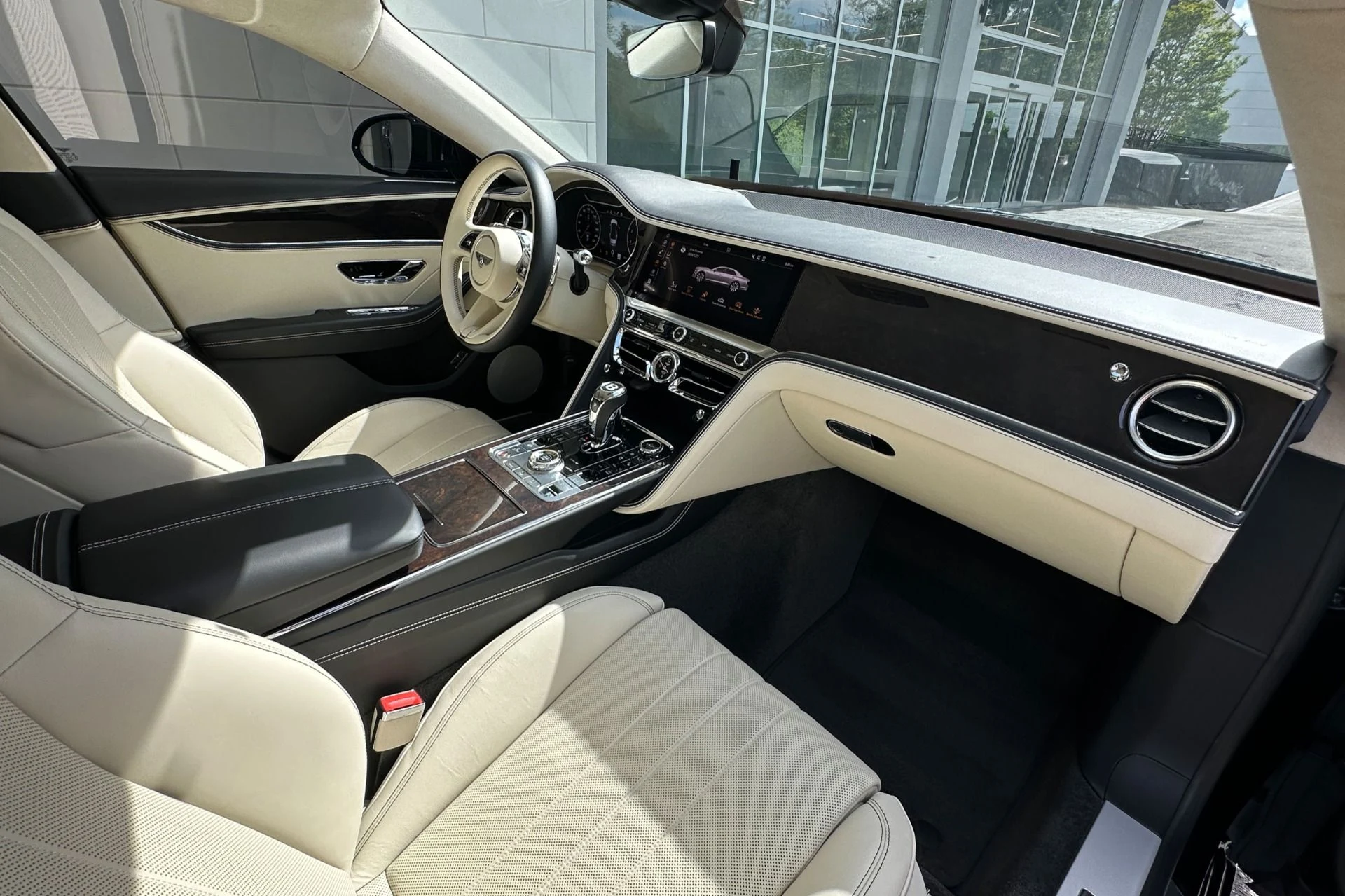 mph001_3656605931_Used_2022_Bentley_Flying_Spur_V8_1779967865_0c23f2d32a
