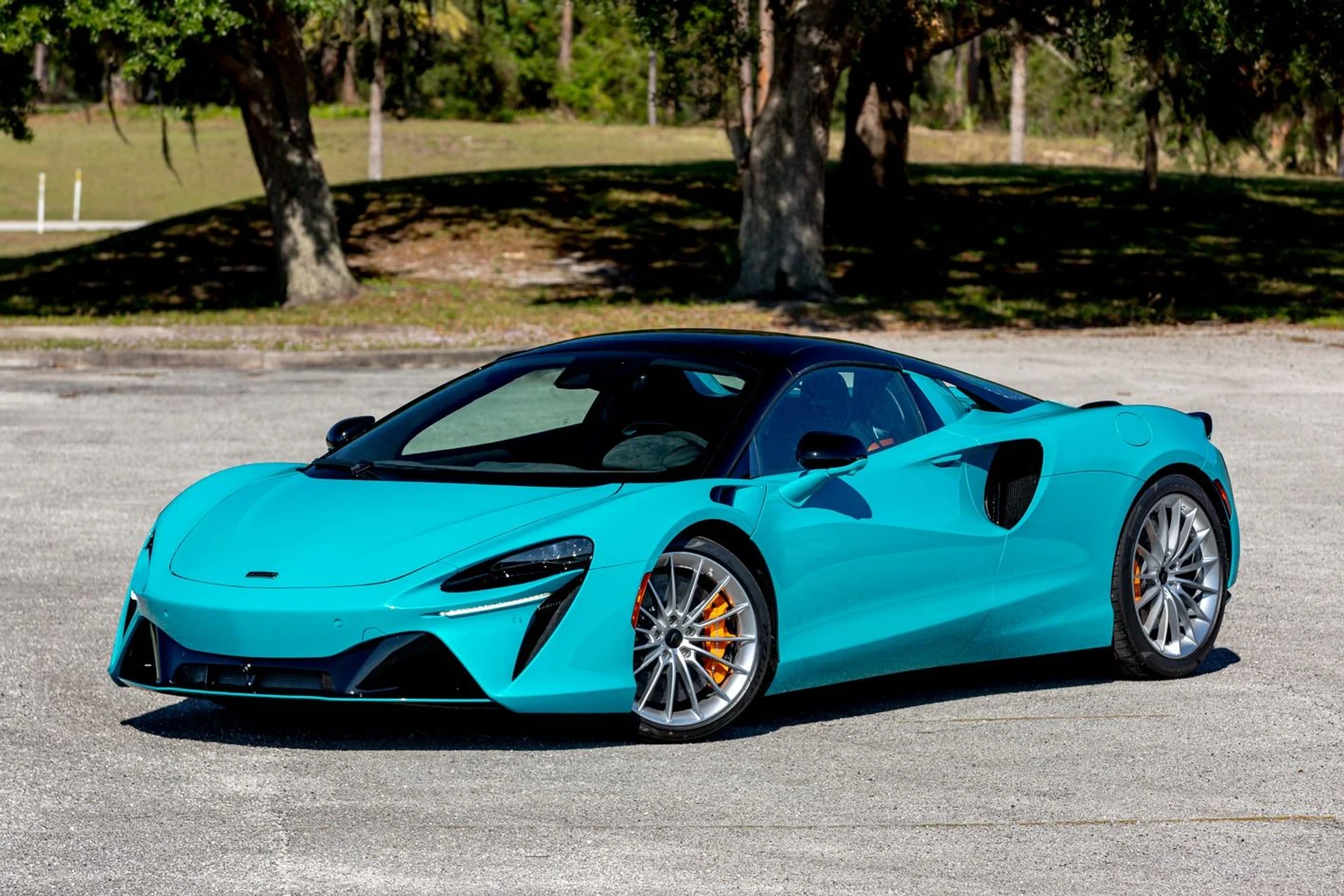mph001_365967074_New_2025_Mc_Laren_Artura_Spider_Performance_9465914e6b