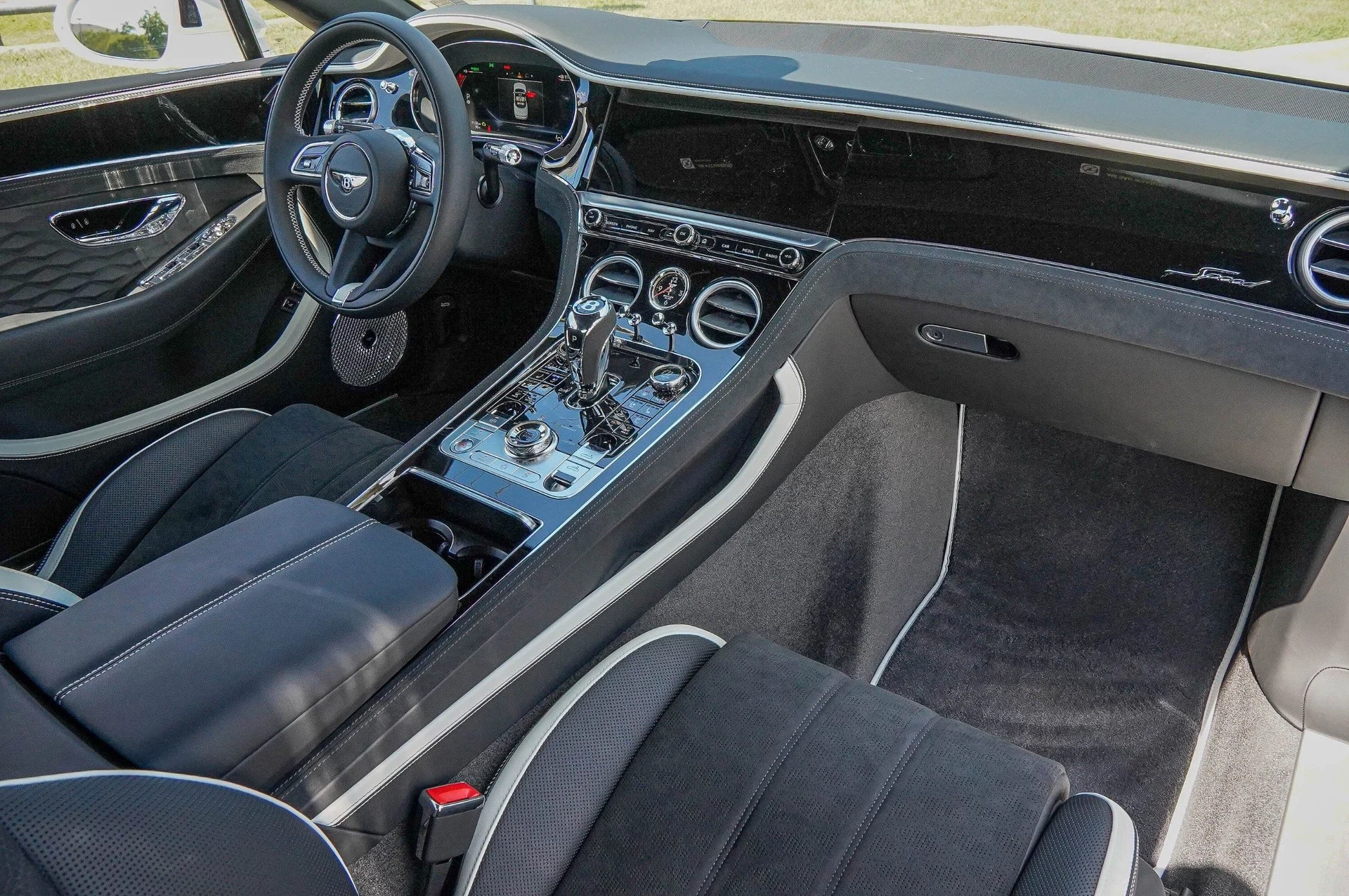 mph001_3662102122_Hi_Tech_Luxury_Imports_LLC_SCBDR_4_ZG_4_SC_020836_image_1_e2cc28c283