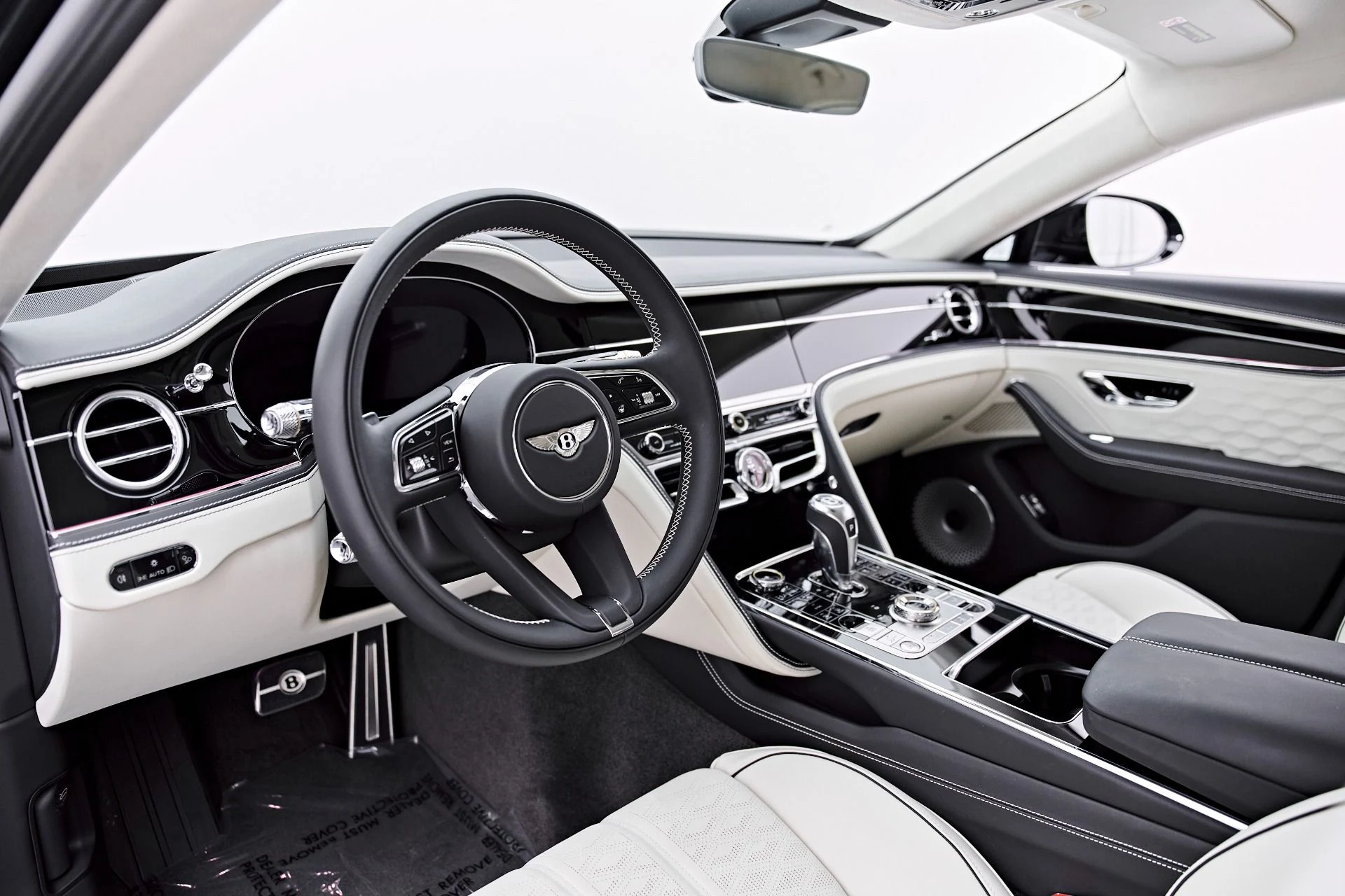 mph001_3663833012_Used_2025_Bentley_Flying_Spur_Speed_1786412160_fd08f24718