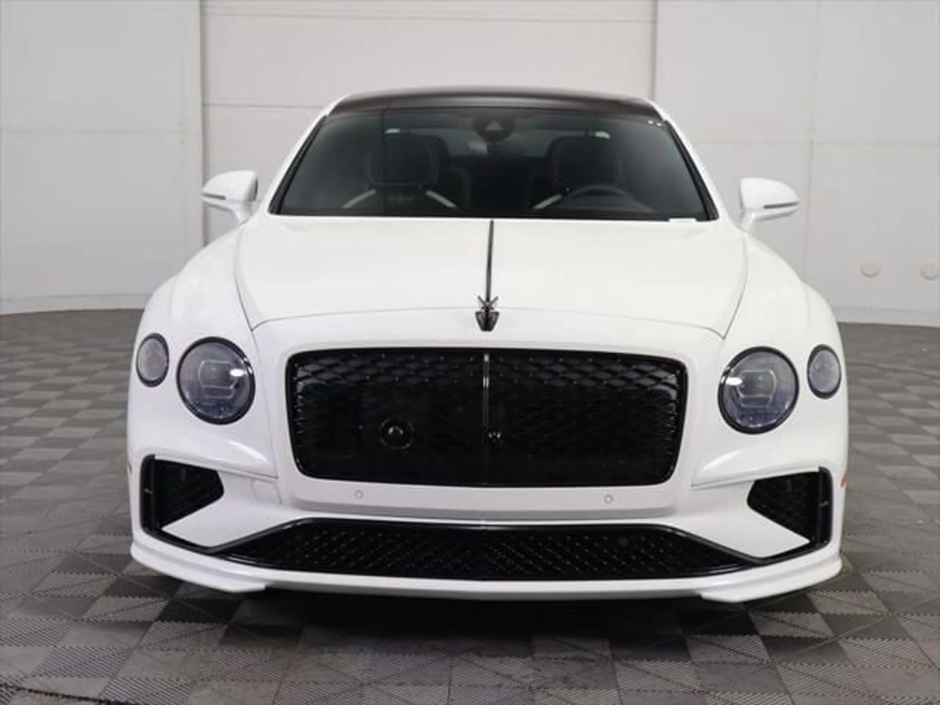 mph001_366457688_used_2025_bentley_flying_spur_speedsedan_8119_22980031_2_640_065a5c301b