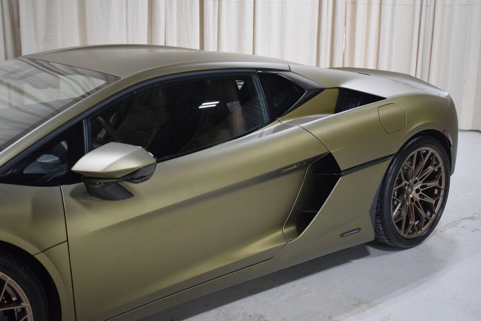 mph001_3671183949_214839629bddd4785f4592d07f99d226x_68f9a29f40