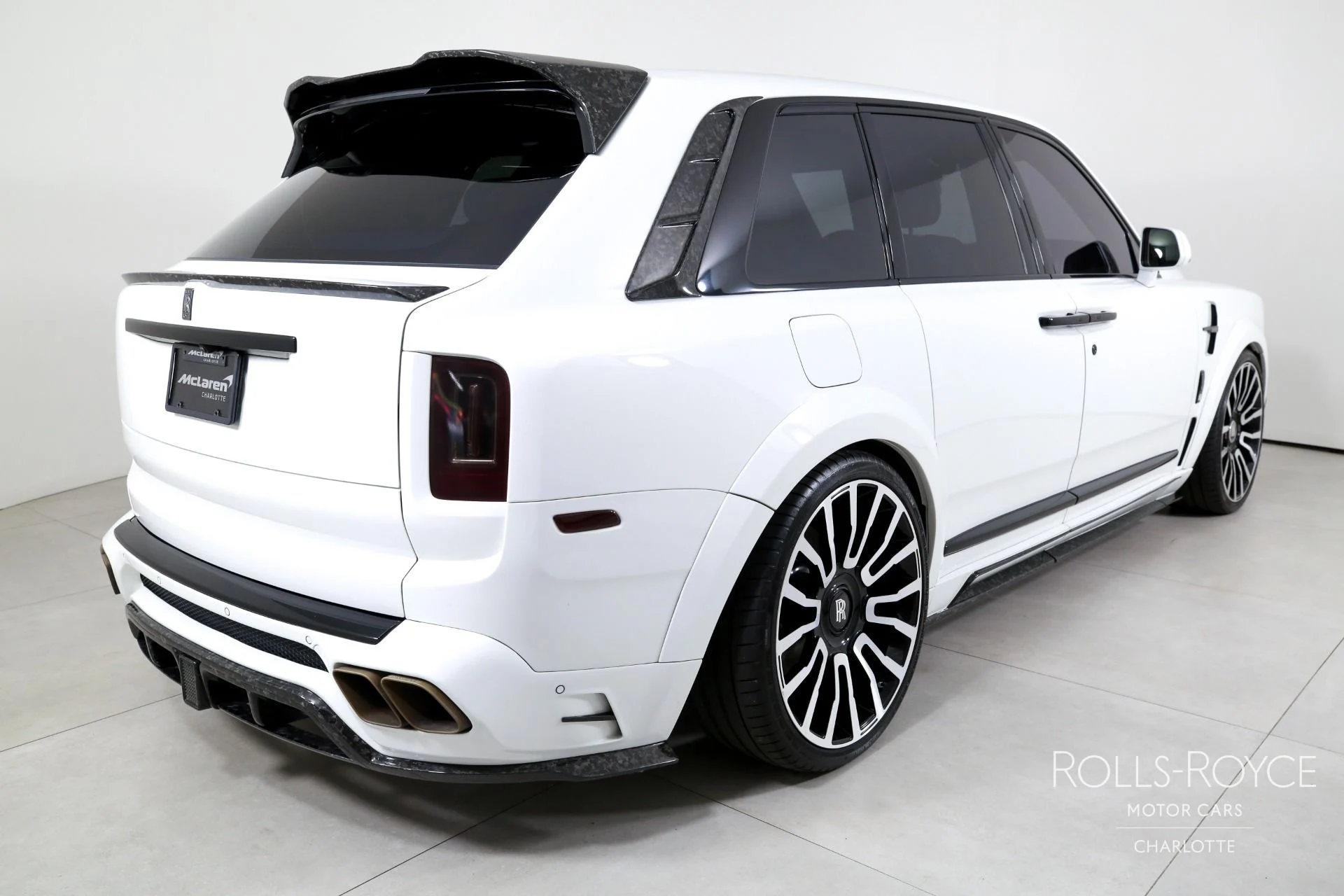 mph001_3674271325_Used_2024_Rolls_Royce_Cullinan_1784324303_9886d85d79