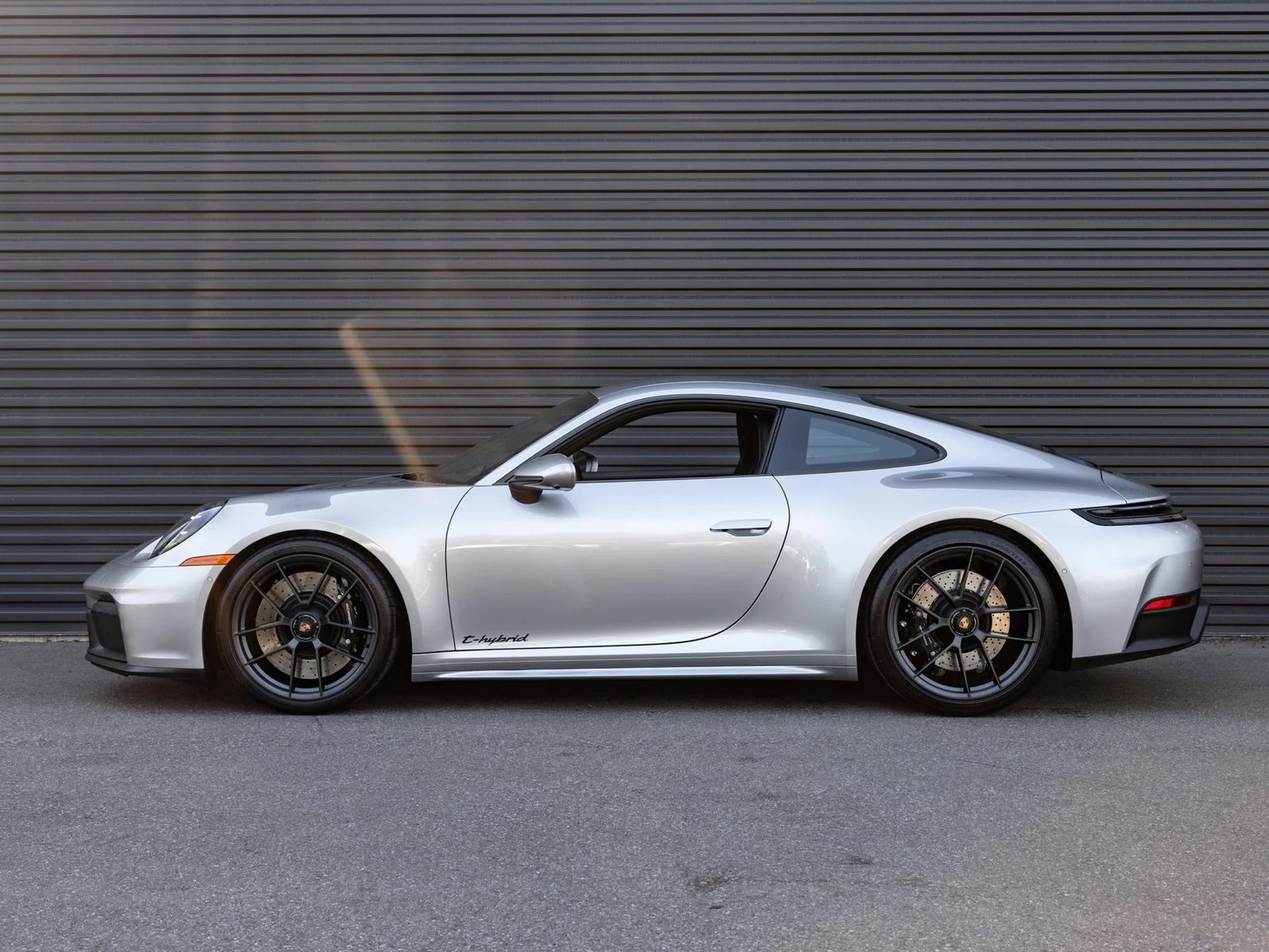 mph001_3684738493_2_30a58e6117