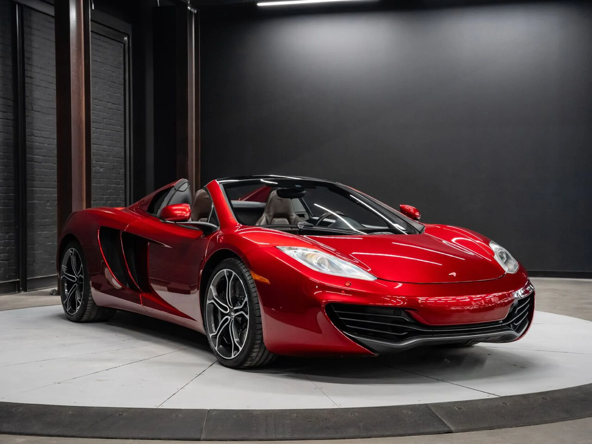 mph001_3696391673_mclaren_mp4_12c_2014_9f0220a073