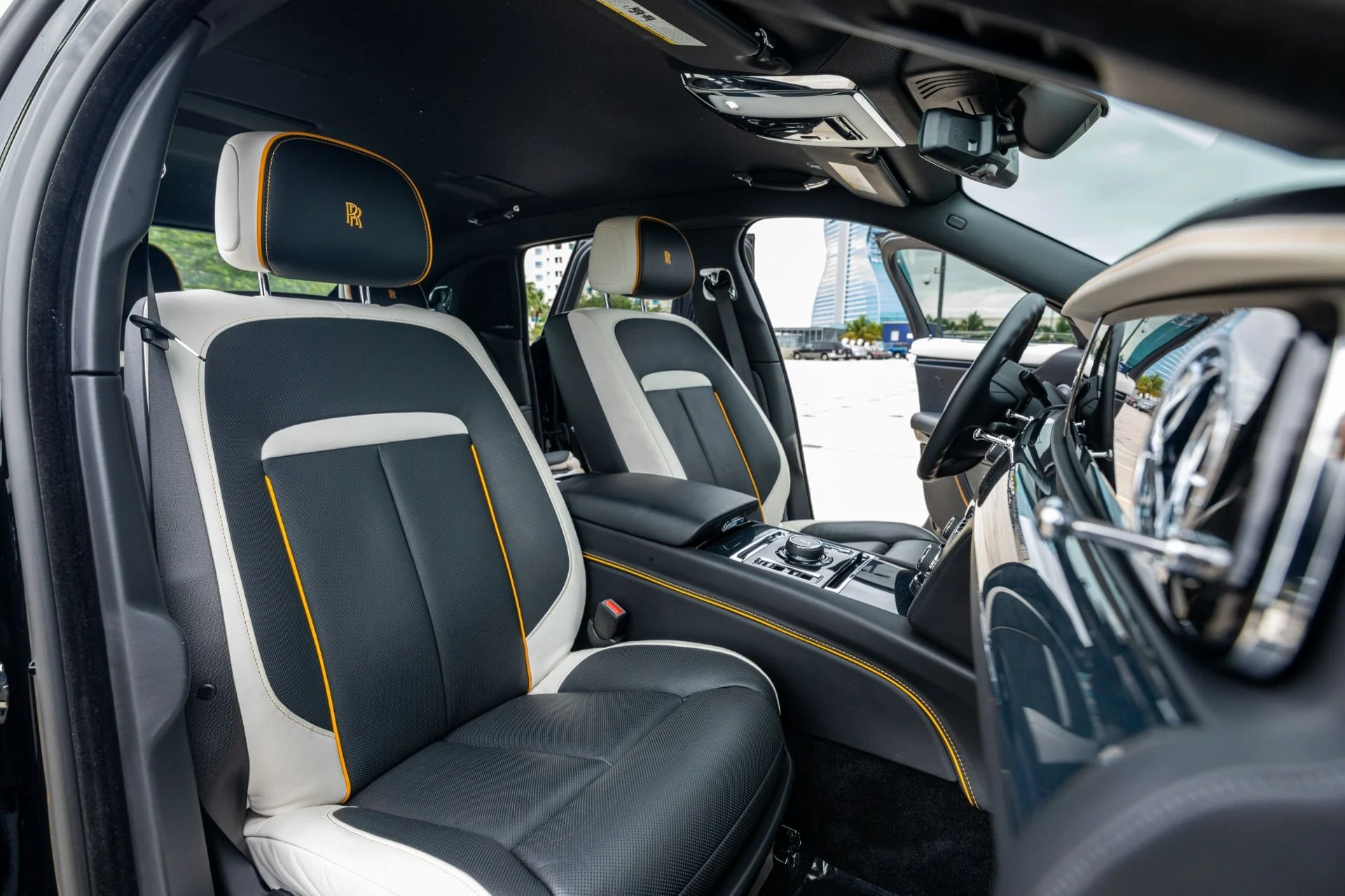 mph001_3721428231_Used_2021_Rolls_Royce_Ghost_EWB_1768869200_c5d36e9b18