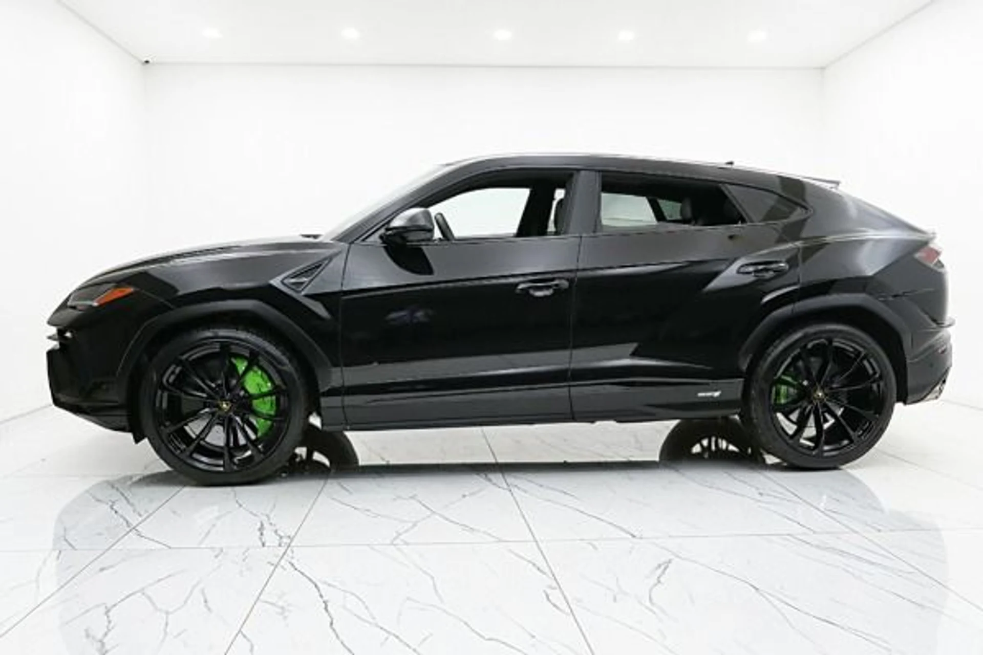 mph001_3724633479_Used_2024_Lamborghini_Urus_S_eddb499cc0