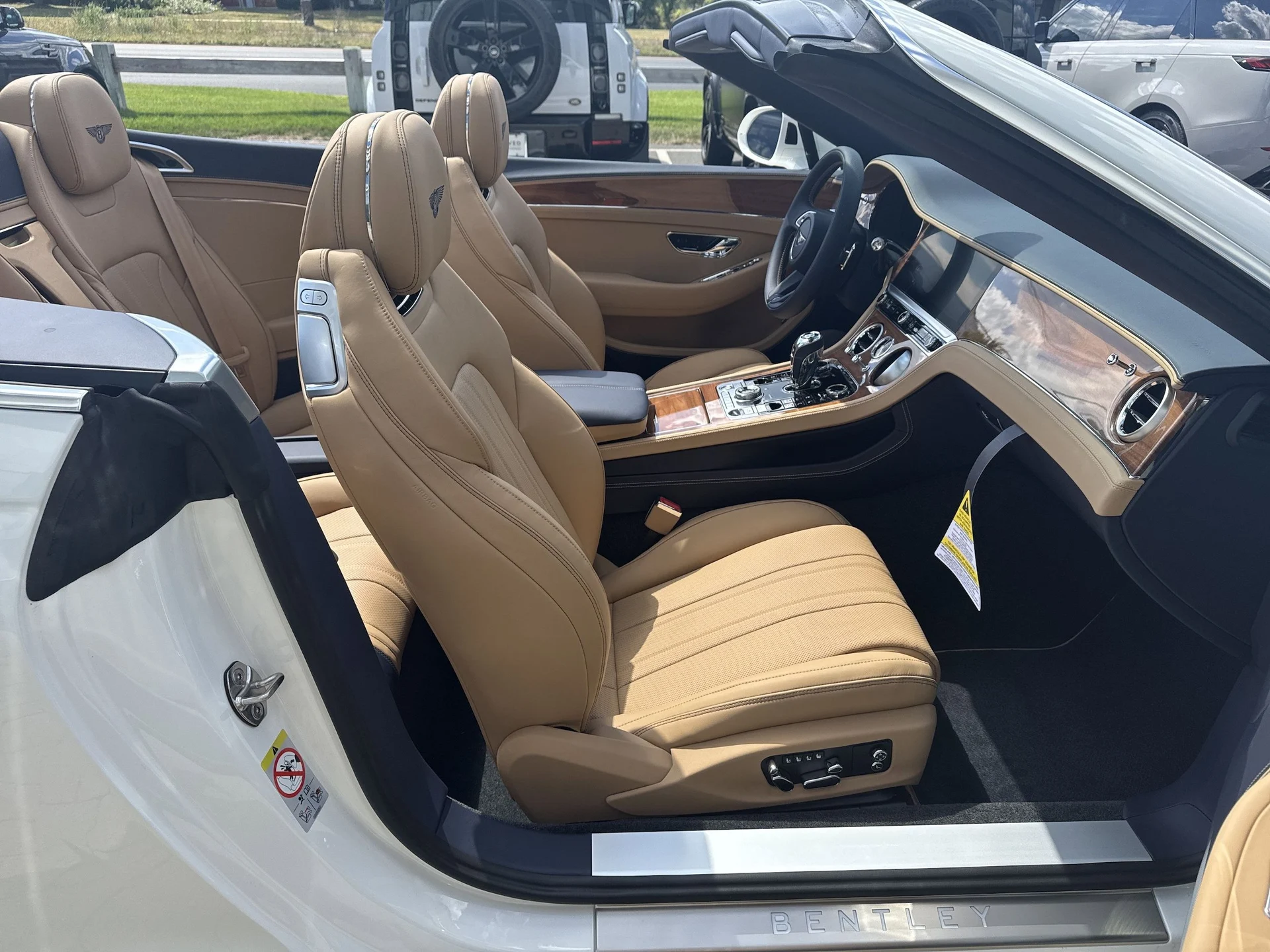 mph001_373032379_610913805cd752b18bcef151b1ef8a8bx_99457c617f