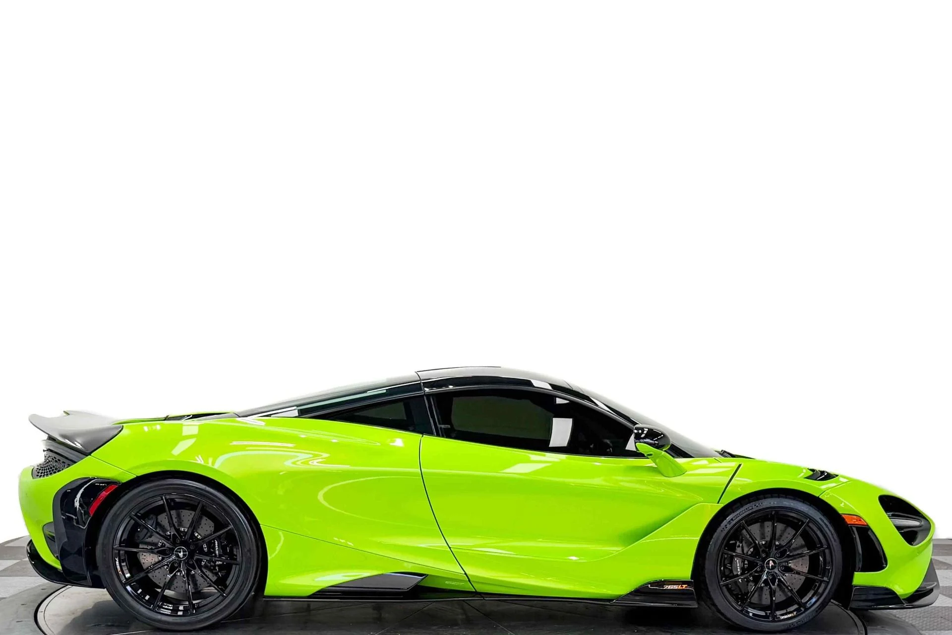 mph001_3730685058_Used_2021_Mc_Laren_765_LT_MSO_Paint_73_of_765_Built_1782927197_6d3a6c11d5