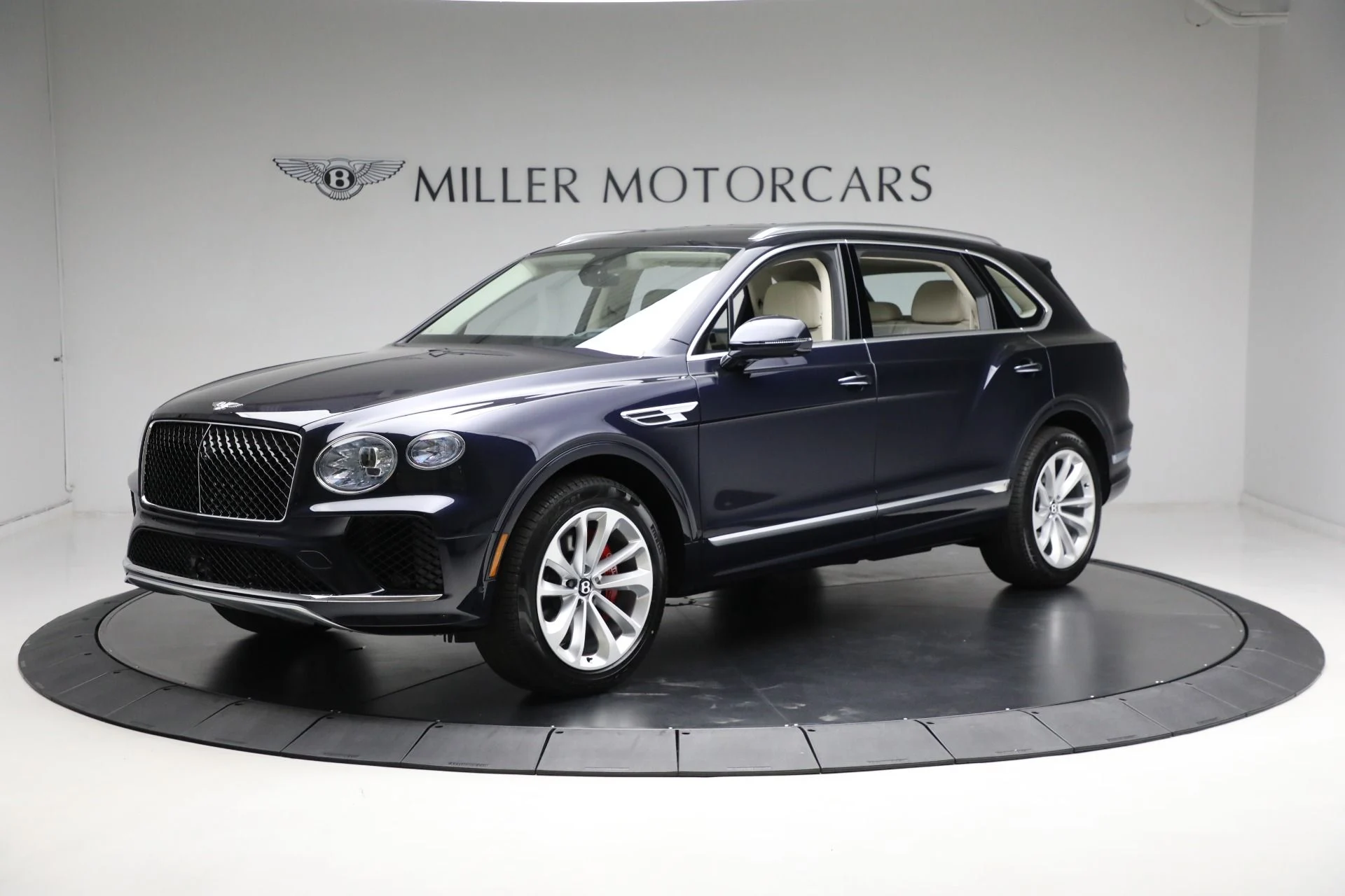 mph001_373446379_Used_2024_Bentley_Bentayga_EWB_V8_1711043259_a7df1a8448