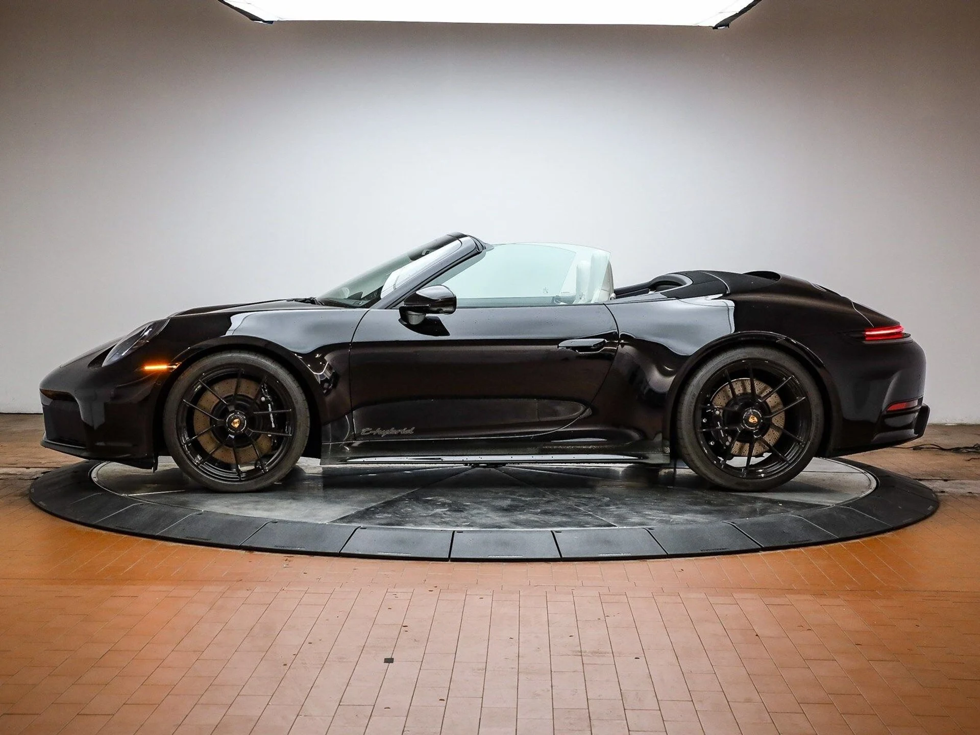 mph001_3743269493_4163ace01f0129a2e01d2e801f17b1dax_41b203e868