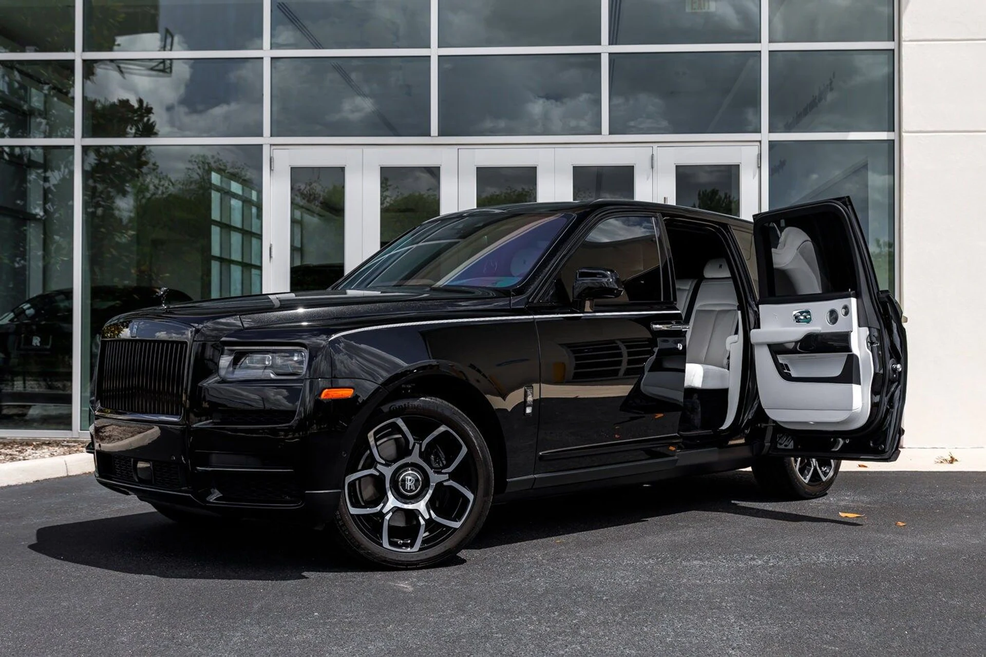 mph001_3744500317_84cffc1c0ea1aee6250181aeec960562x_05f89fd360