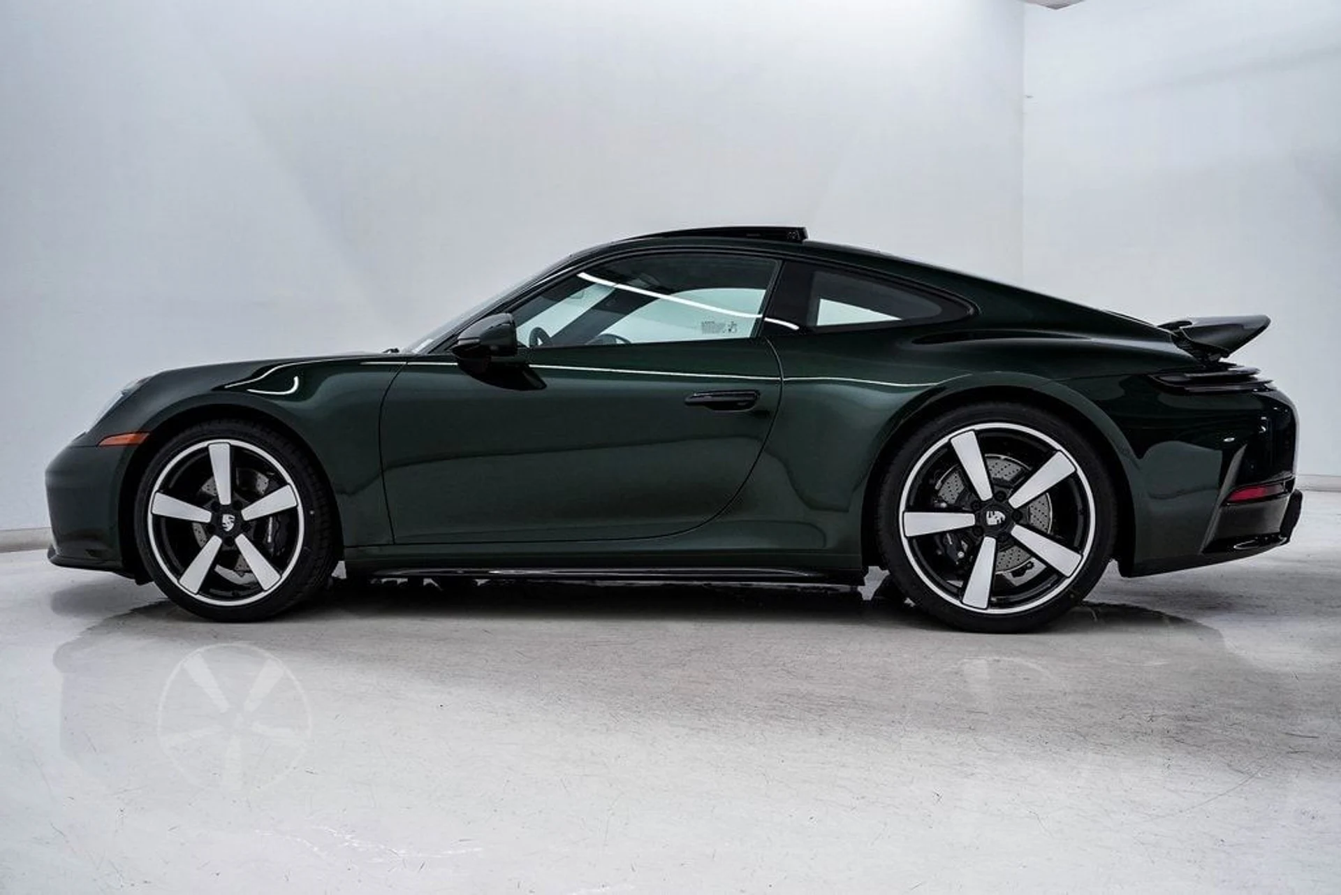 mph001_3763362918_3c907979cad4e24bf8d430c2312cd4bfx_fce8d39609