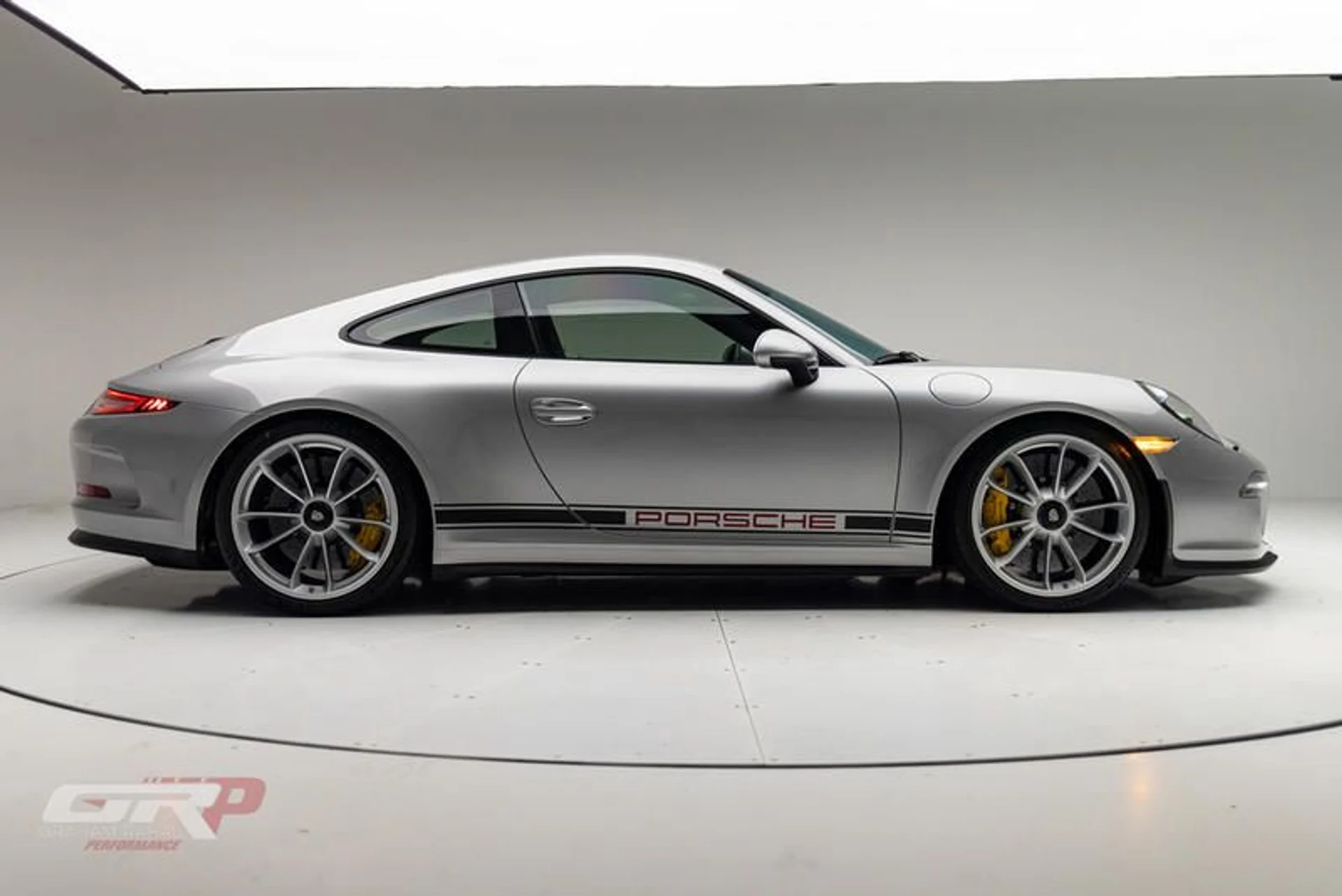 mph001_3767088674_3_B48_D34_C_190_F_46_B6_9_F71_5_E11_EF_82_E0_DB_64b1a41aab