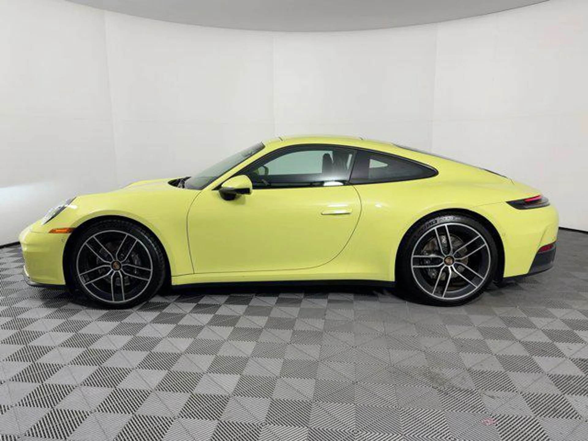 mph001_3773089728_Z9k_Dj_Dg_Kbnf4_S_Cx_MA_Ya_Ui_Q_Oiu_M_11081b9eeb