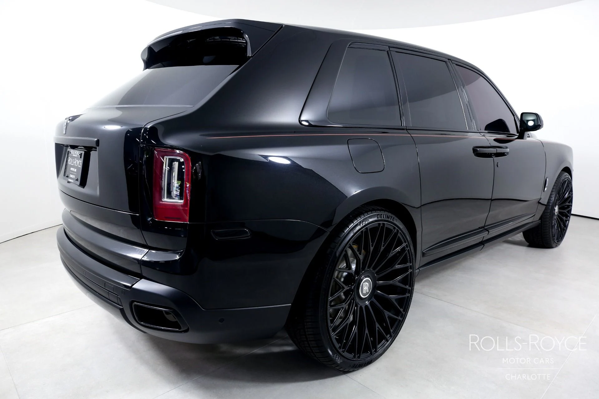 mph001_3773716159_Used_2022_Rolls_Royce_Cullinan_1692834751_99bf39af56