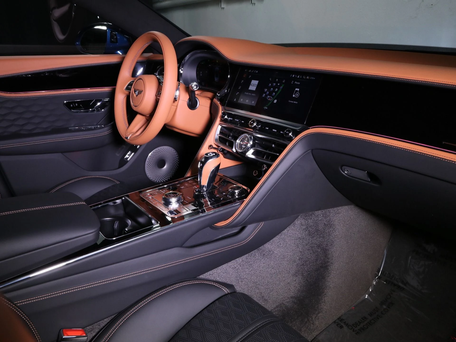 mph001_3774564797_New_2025_Bentley_Flying_Spur_Speed_1756801667_49b5201bc3