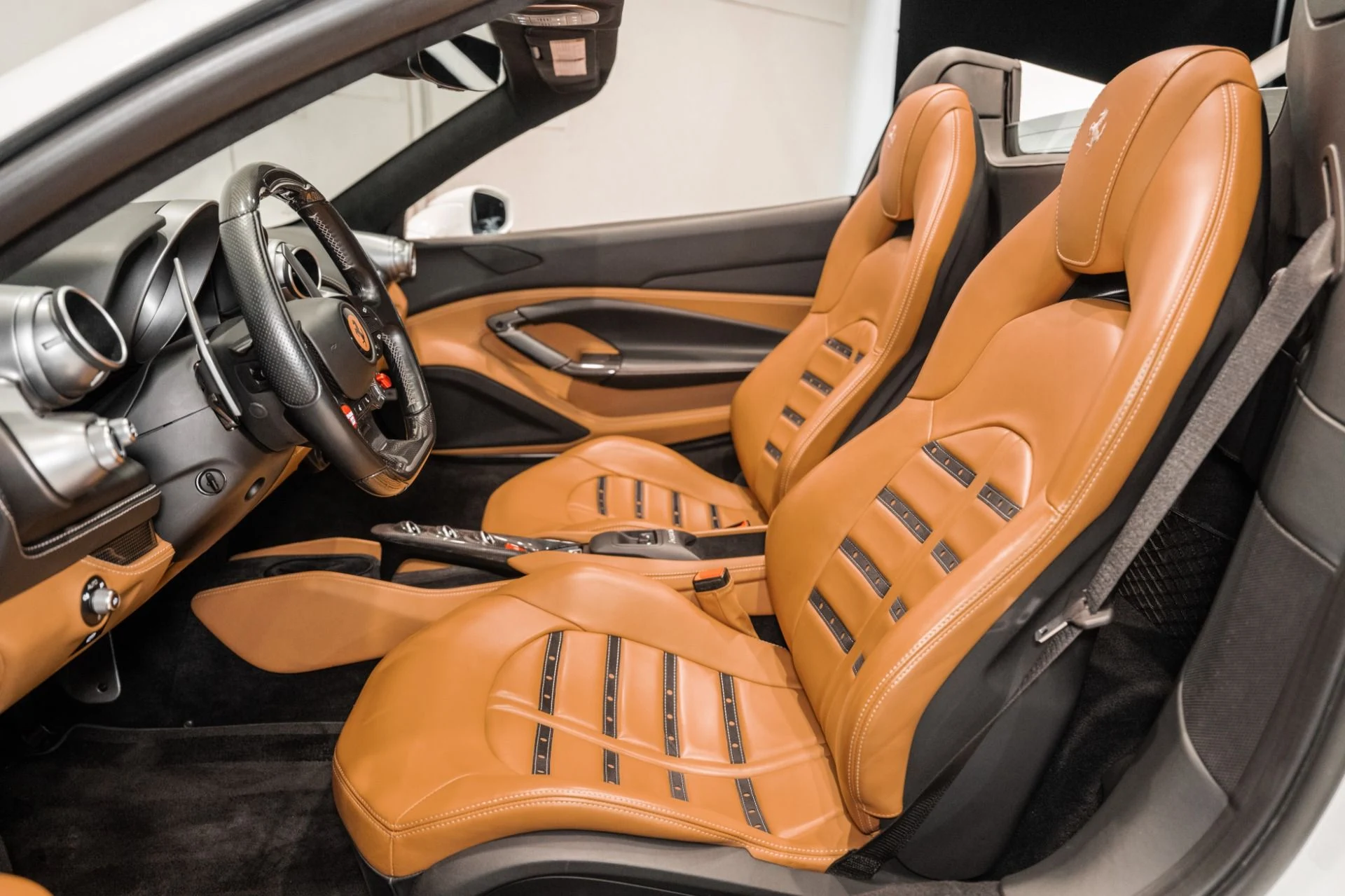 mph001_3779477155_Used_2023_Ferrari_F8_Spider_1771864682_1691aae25b