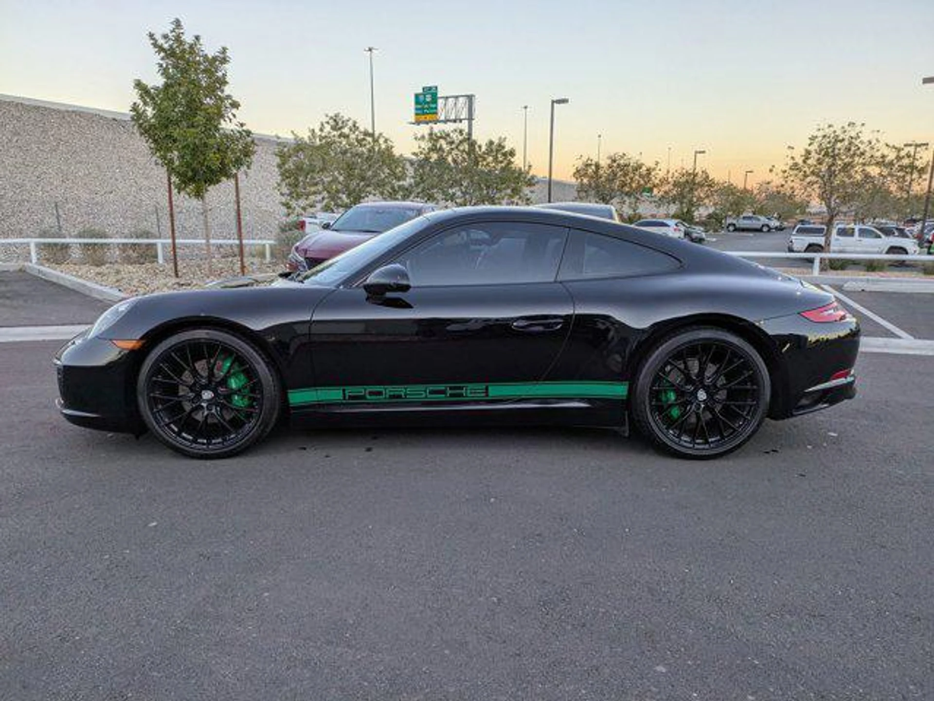 mph001_3788584793_kk_VDS_Hj6z4ap_UM_Qd_Qq2e_GE_Iir_GM_0dbb741801