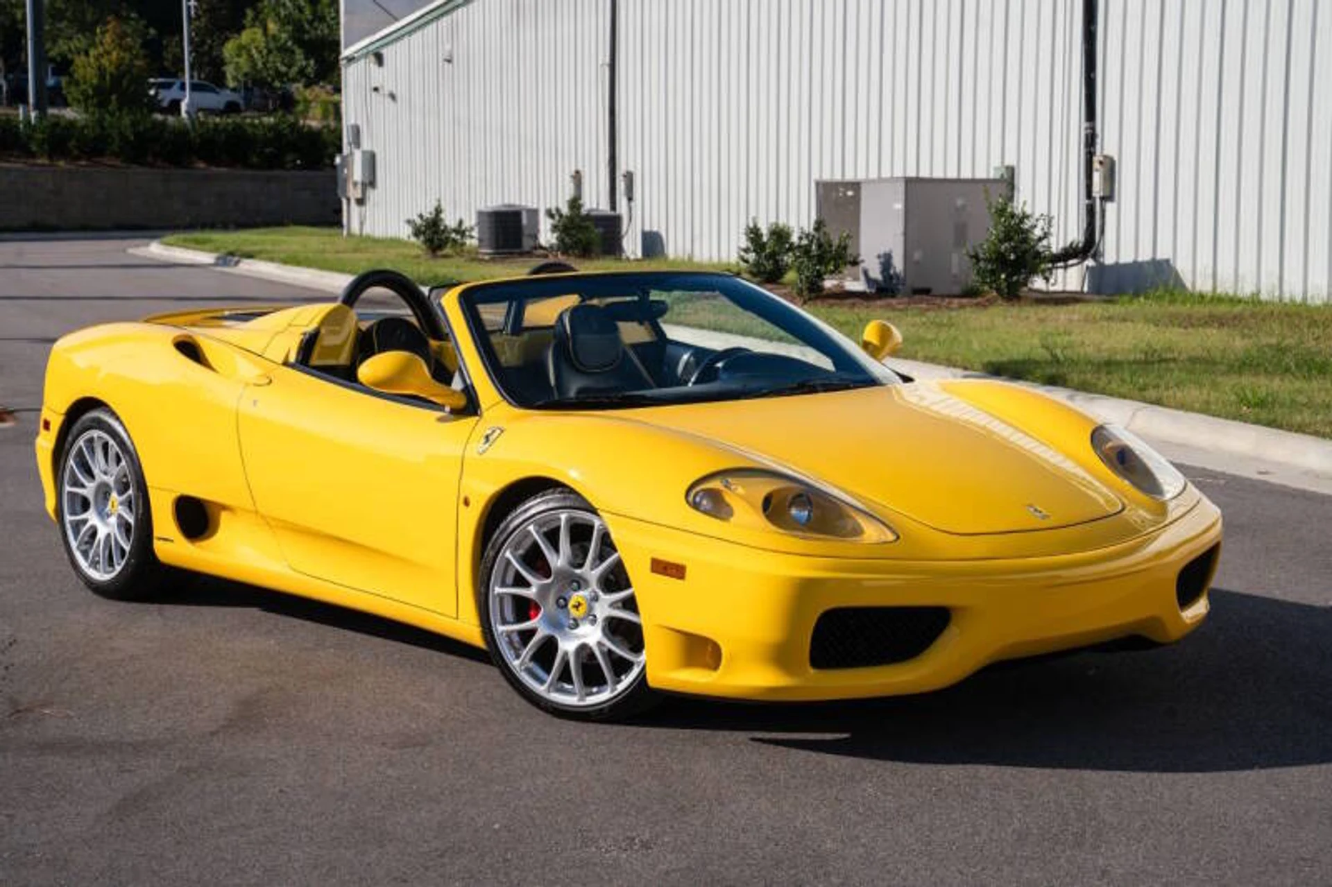 mph001_3790550857_2002_ferrari_360_spider_base_2dr_convertible_99383072c0
