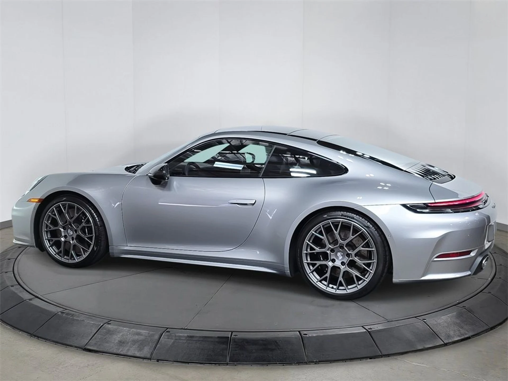 mph001_3795988589_55cf685c1067f61054d48fc06a6183d9_ddd17409c5