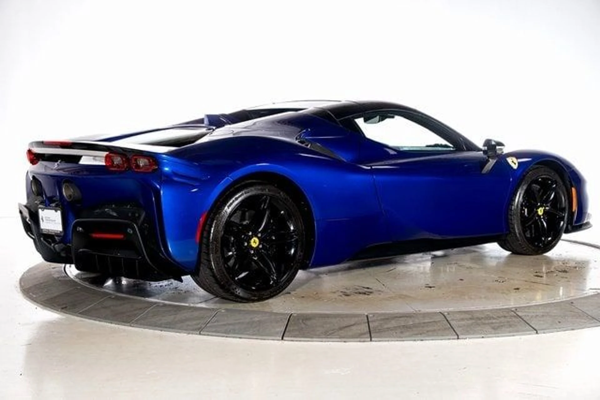 mph001_379915512_fdb1d1995f6b24f39cbe65e855ce25fex_8cabda8ada