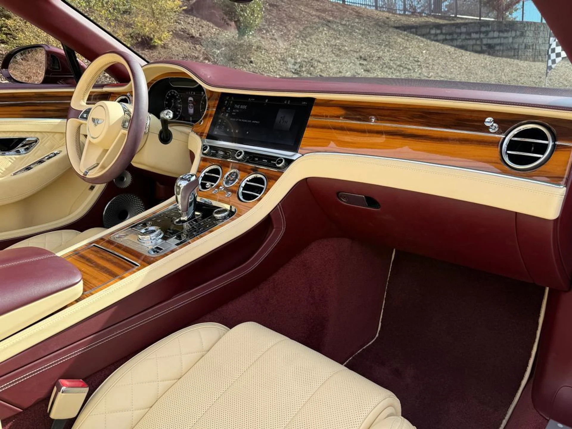 mph001_3804120997_41747286f00b49bd93e588f16b90fa9a_dd8ef042e6