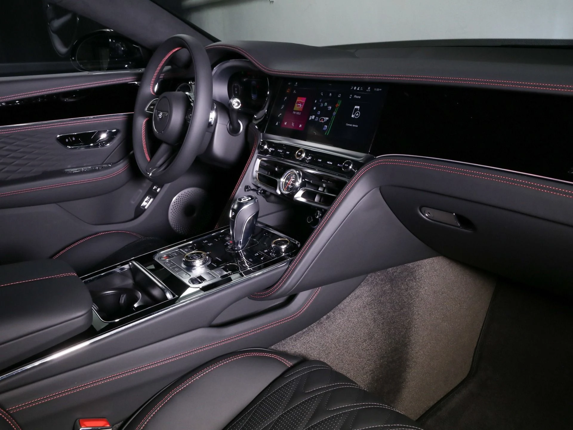 mph001_3807708042_New_2026_Bentley_Flying_Spur_Azure_1759158492_f38442cb92