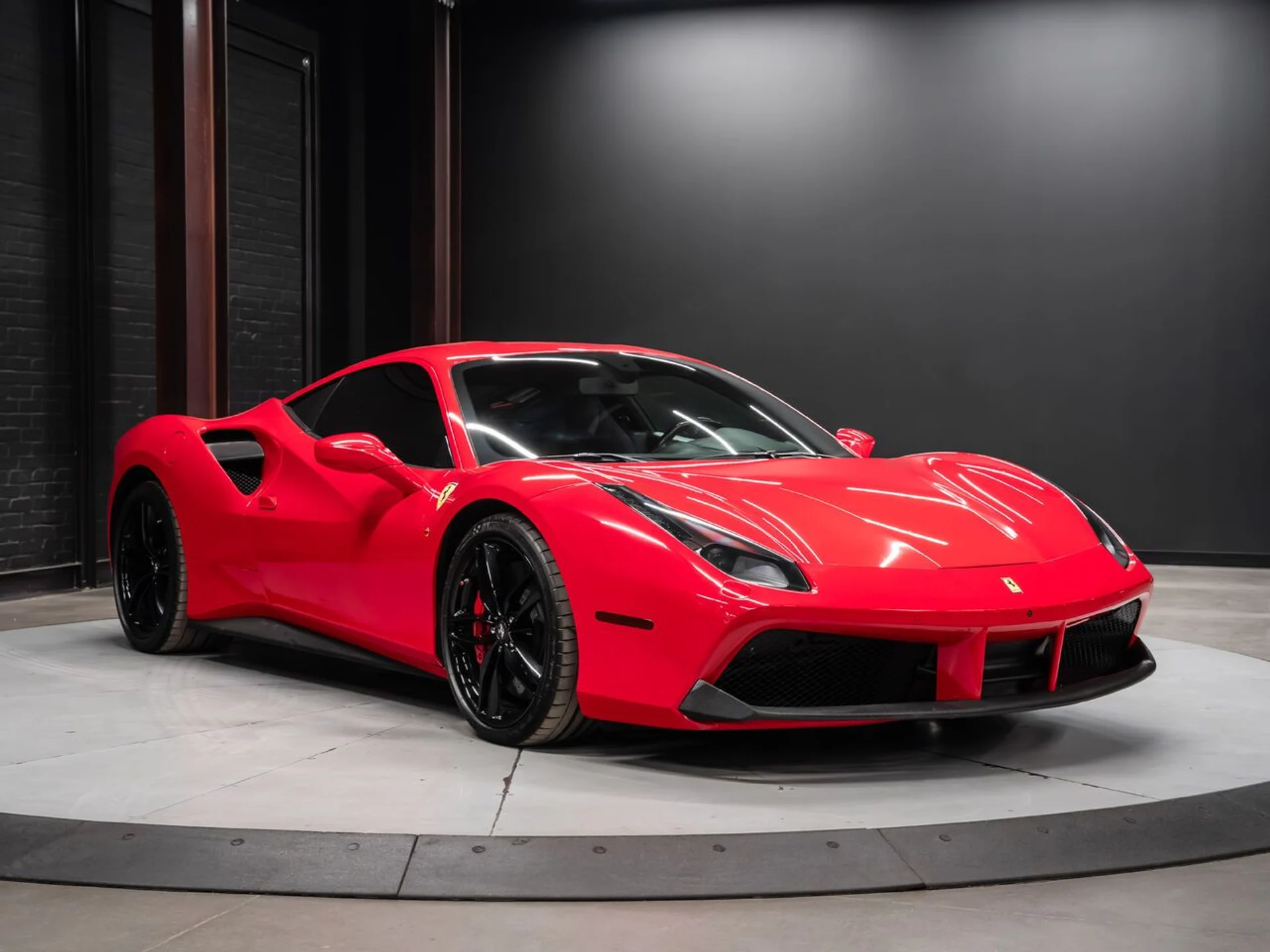 mph001_3832302433_ferrari_488_gtb_2017_8d857d26c5