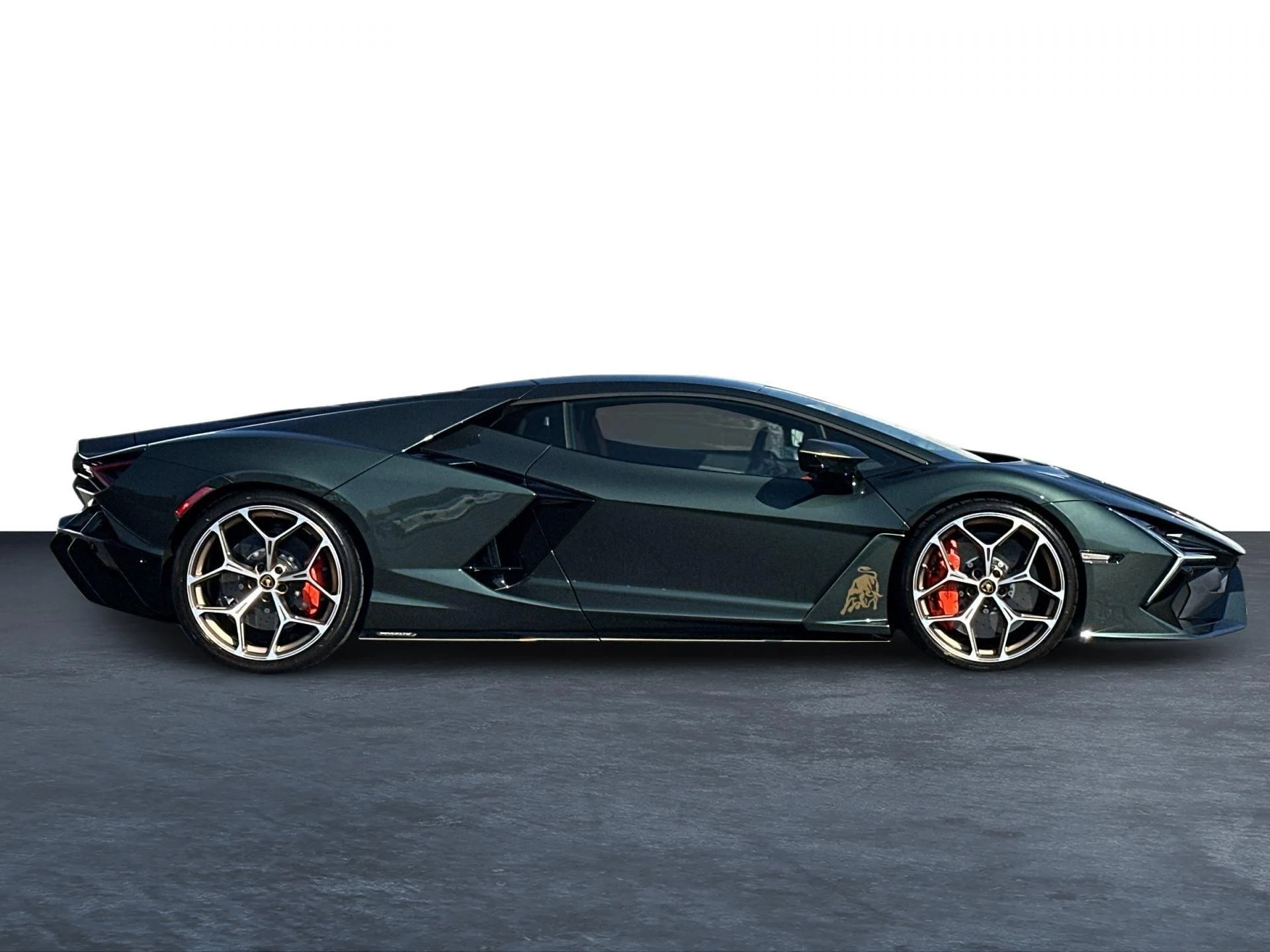 mph001_3845028639_Used_2024_Lamborghini_Revuelto_1756303807_ef8bf86664