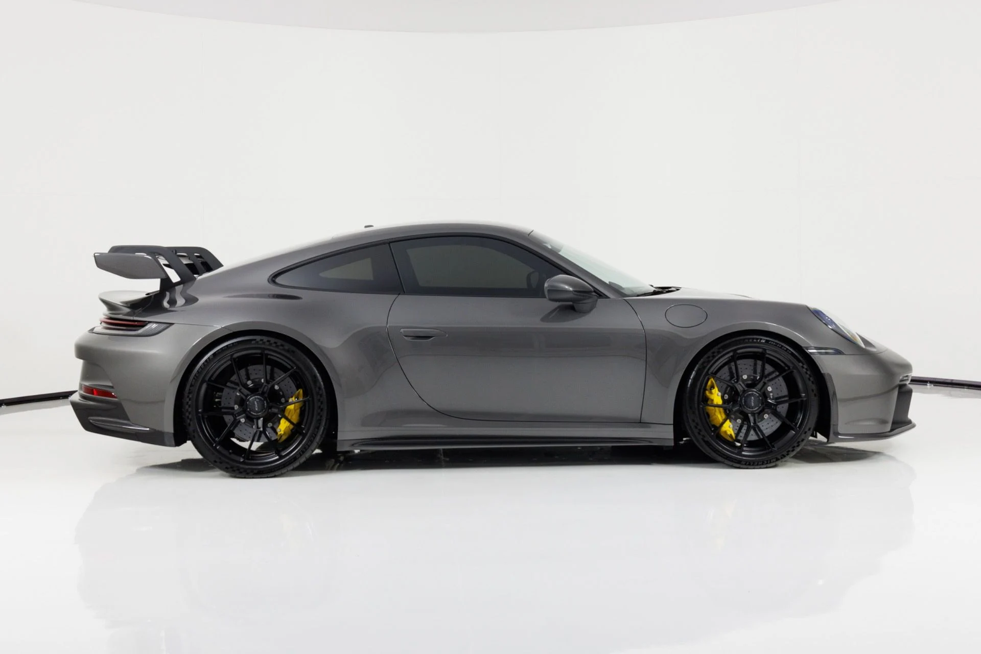 mph001_3845558027_Used_2023_Porsche_911_GT_3_1781728497_43b9cf70ae