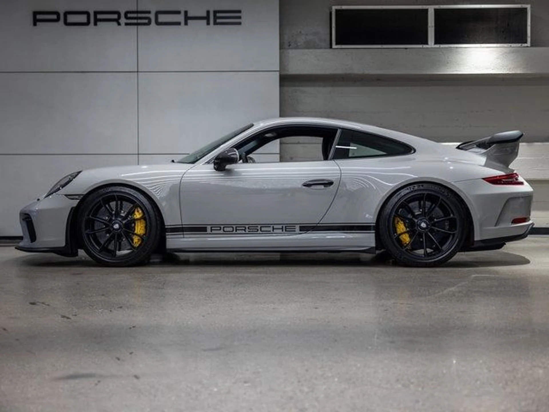 mph001_3851008015_2_5e83db87fb