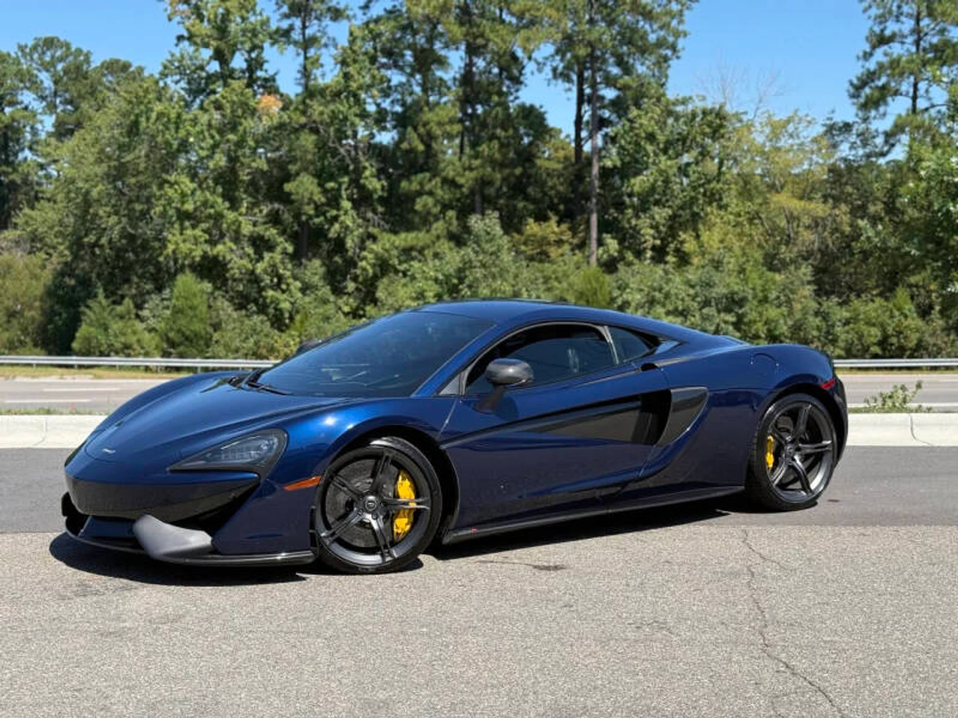 mph001_3858190714_2016_mclaren_570s_base_2dr_coupe_10ef08dbce