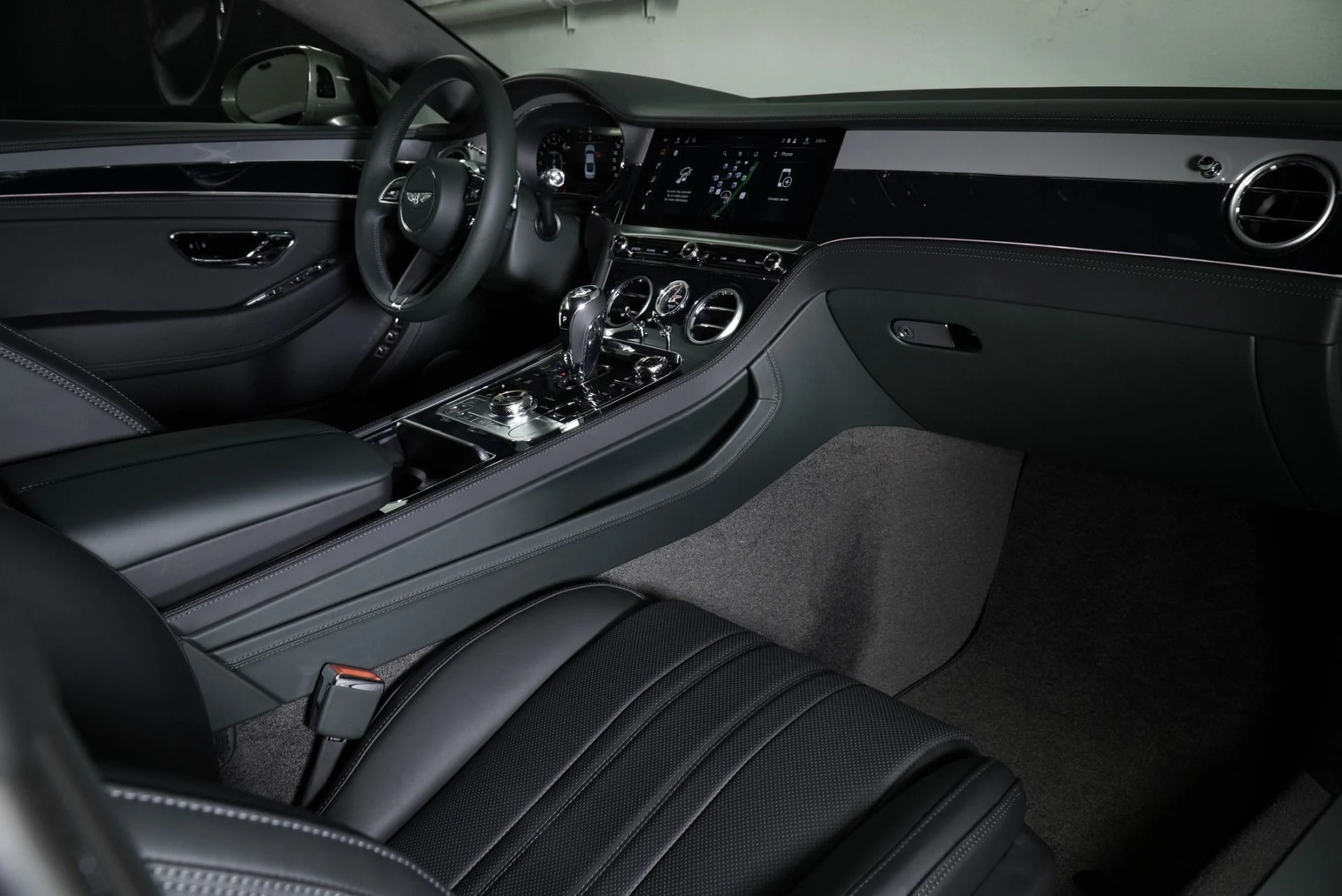mph001_3862530629_New_2026_Bentley_Continental_GT_1765560947_7f4c0aa393
